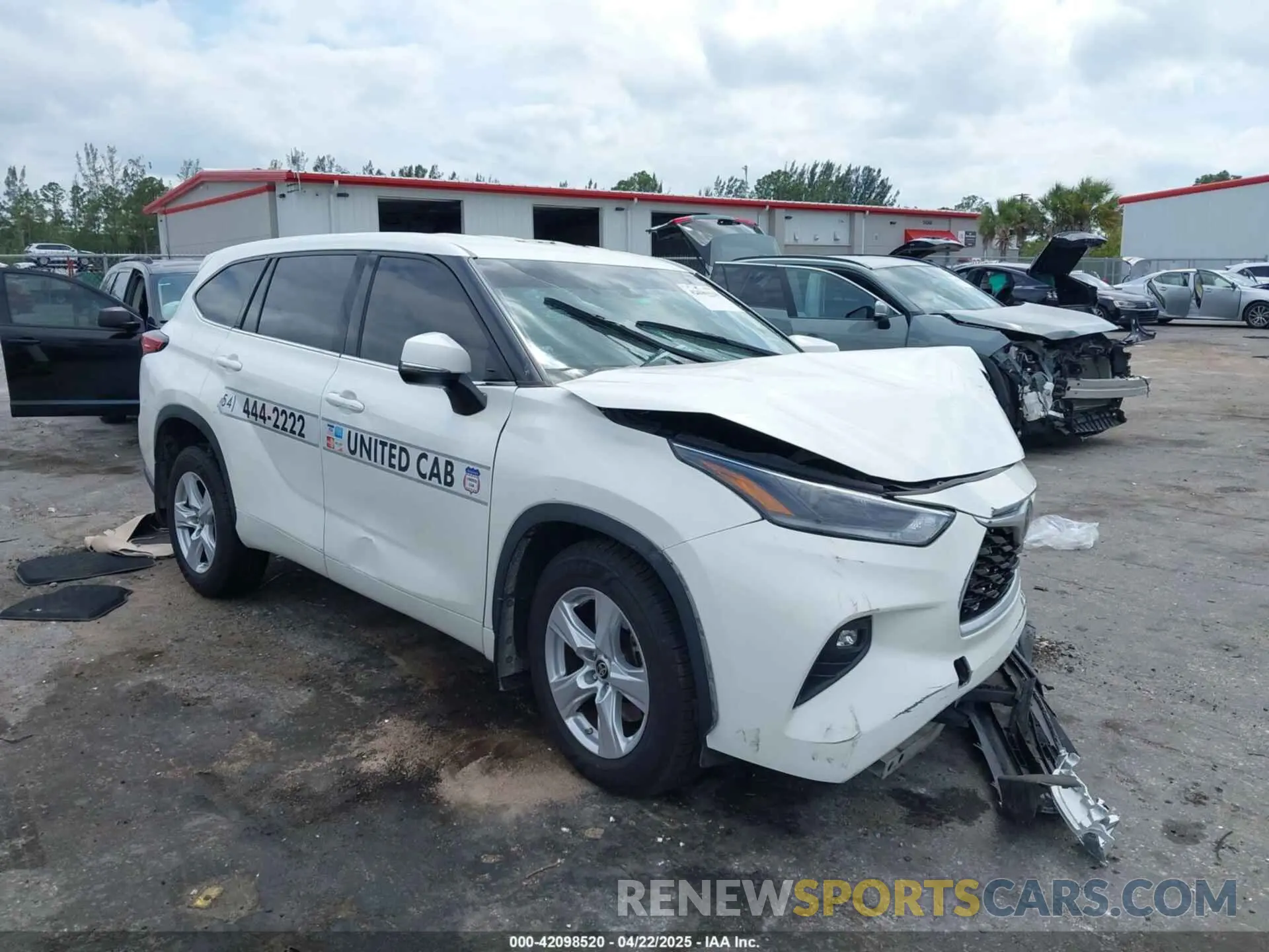 1 Фотография поврежденного автомобиля 5TDBZRBH9MS546806 TOYOTA HIGHLANDER 2021