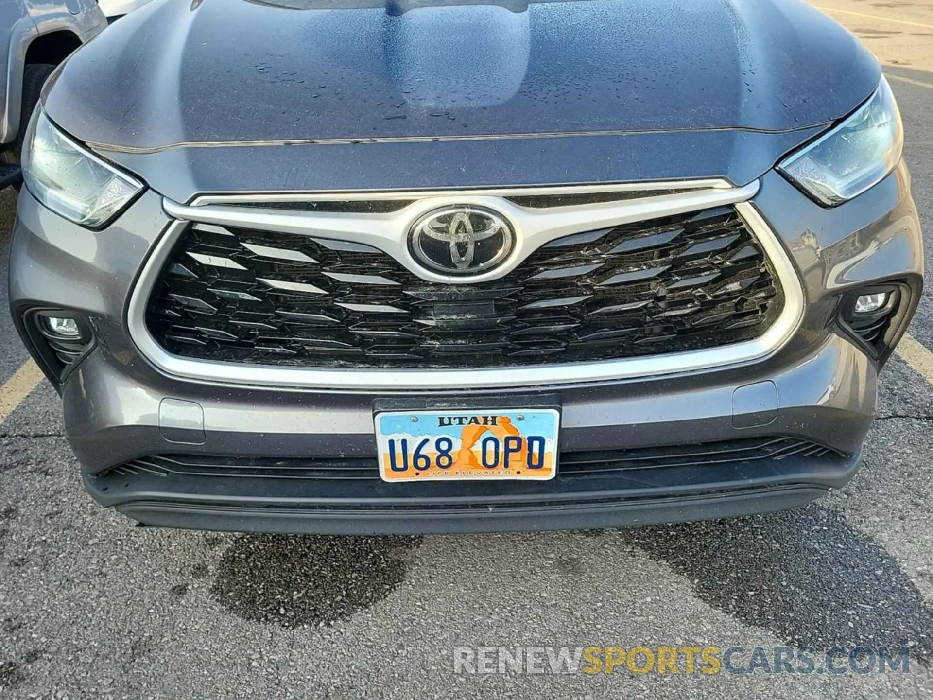 11 Photograph of a damaged car 5TDBZRBHXMS128920 TOYOTA HIGHLANDER 2021