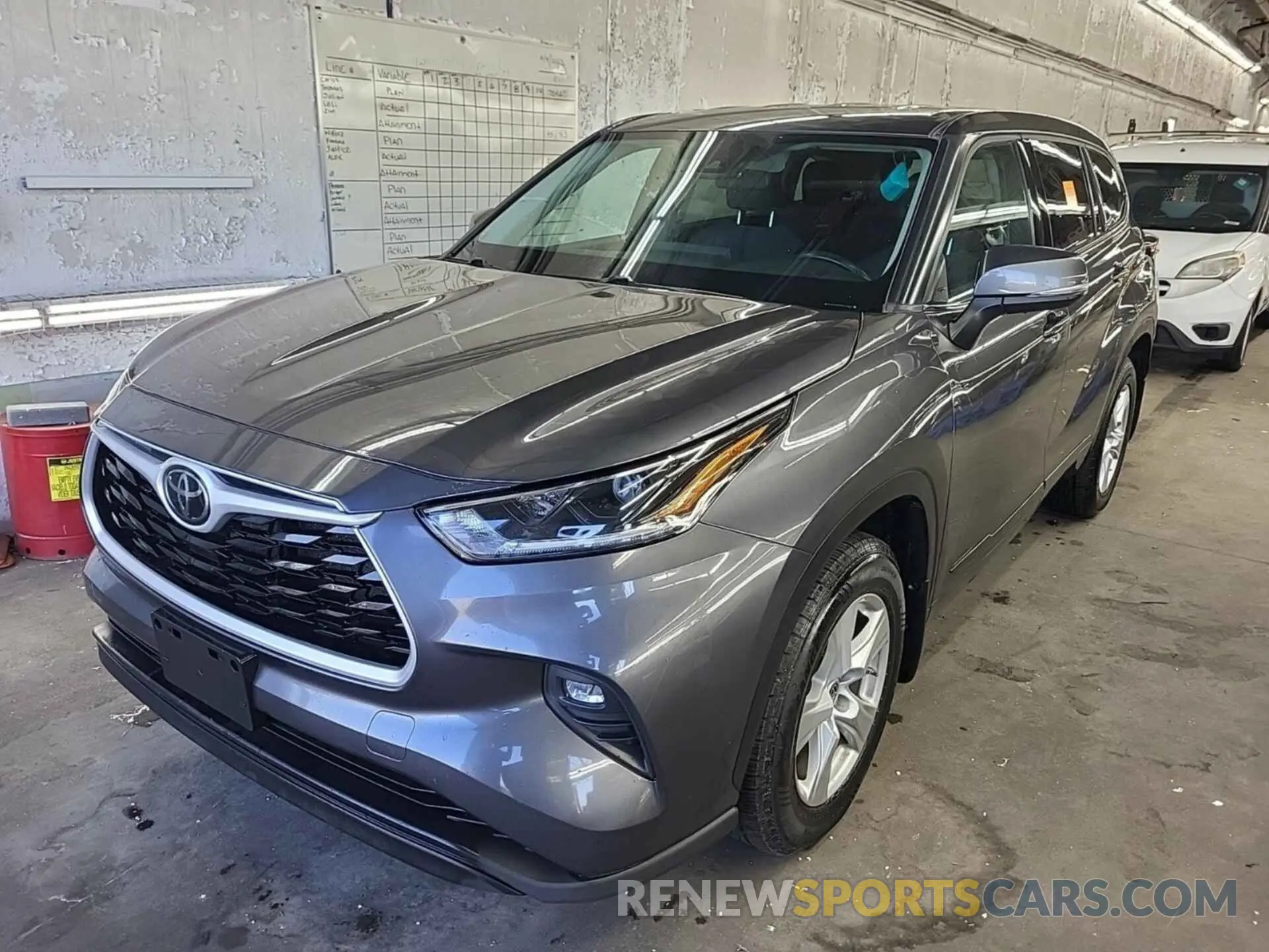 16 Photograph of a damaged car 5TDBZRBHXMS128920 TOYOTA HIGHLANDER 2021