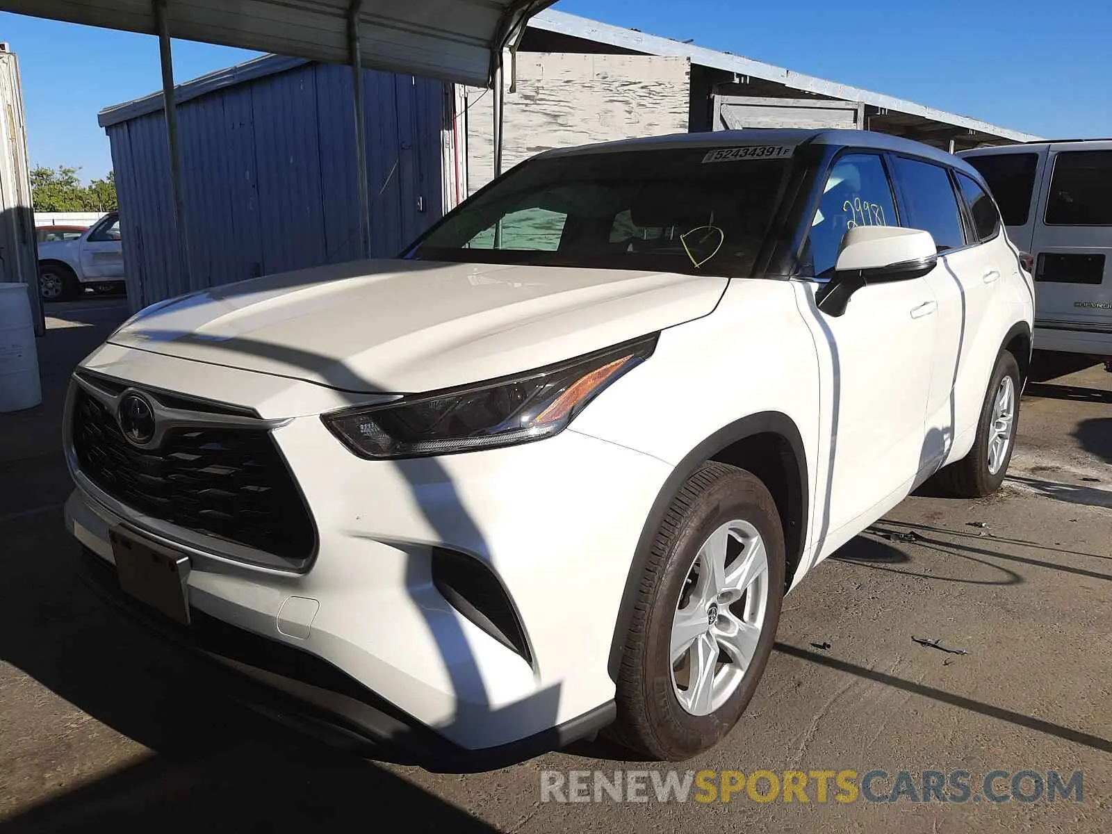 2 Photograph of a damaged car 5TDCZRAH1MS517452 TOYOTA HIGHLANDER 2021