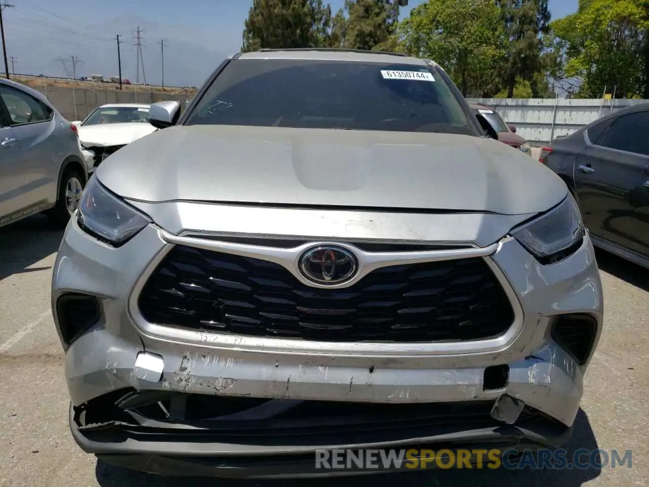 5 Photograph of a damaged car 5TDCZRAH2MS084806 TOYOTA HIGHLANDER 2021
