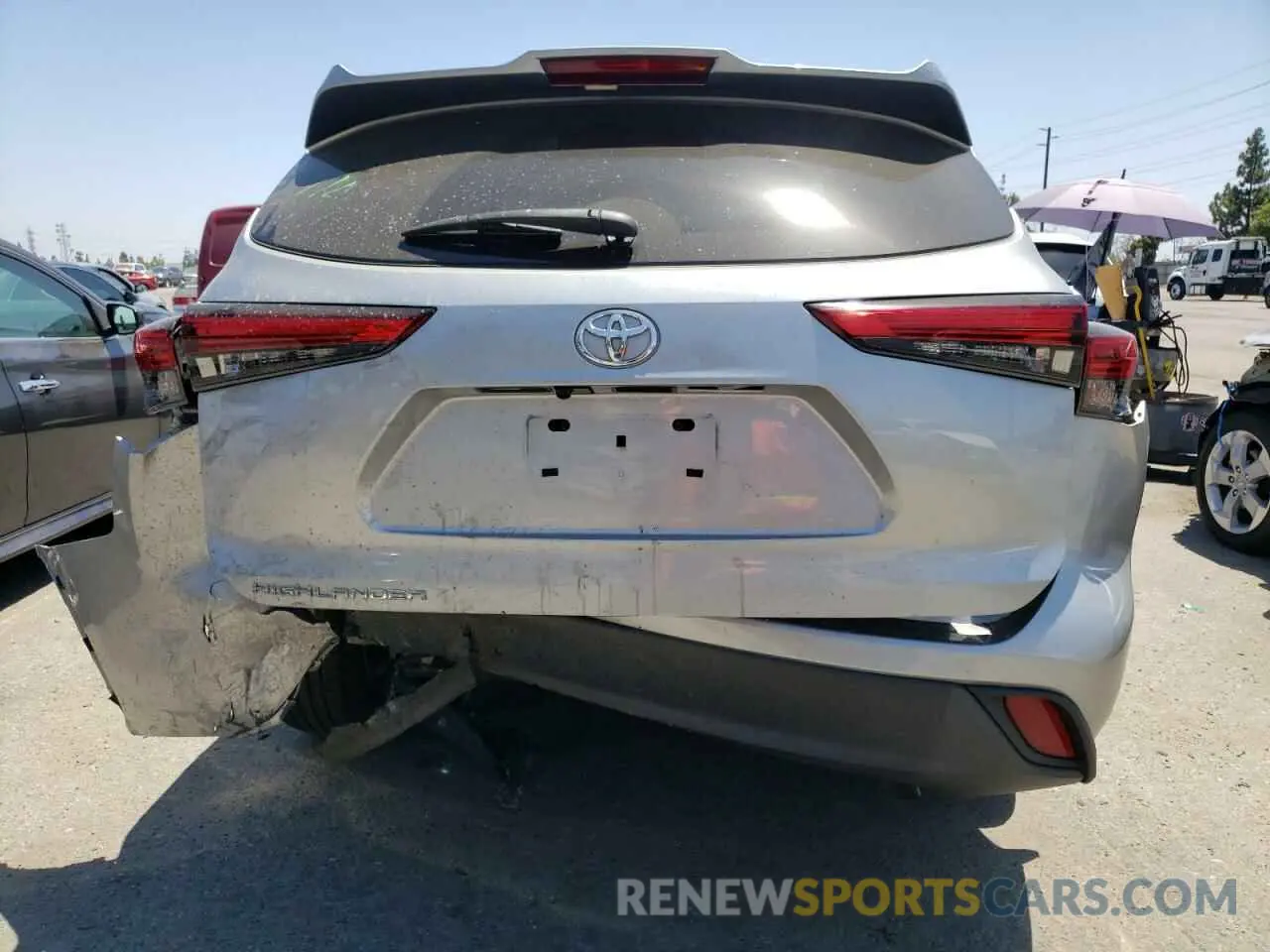 6 Photograph of a damaged car 5TDCZRAH2MS084806 TOYOTA HIGHLANDER 2021