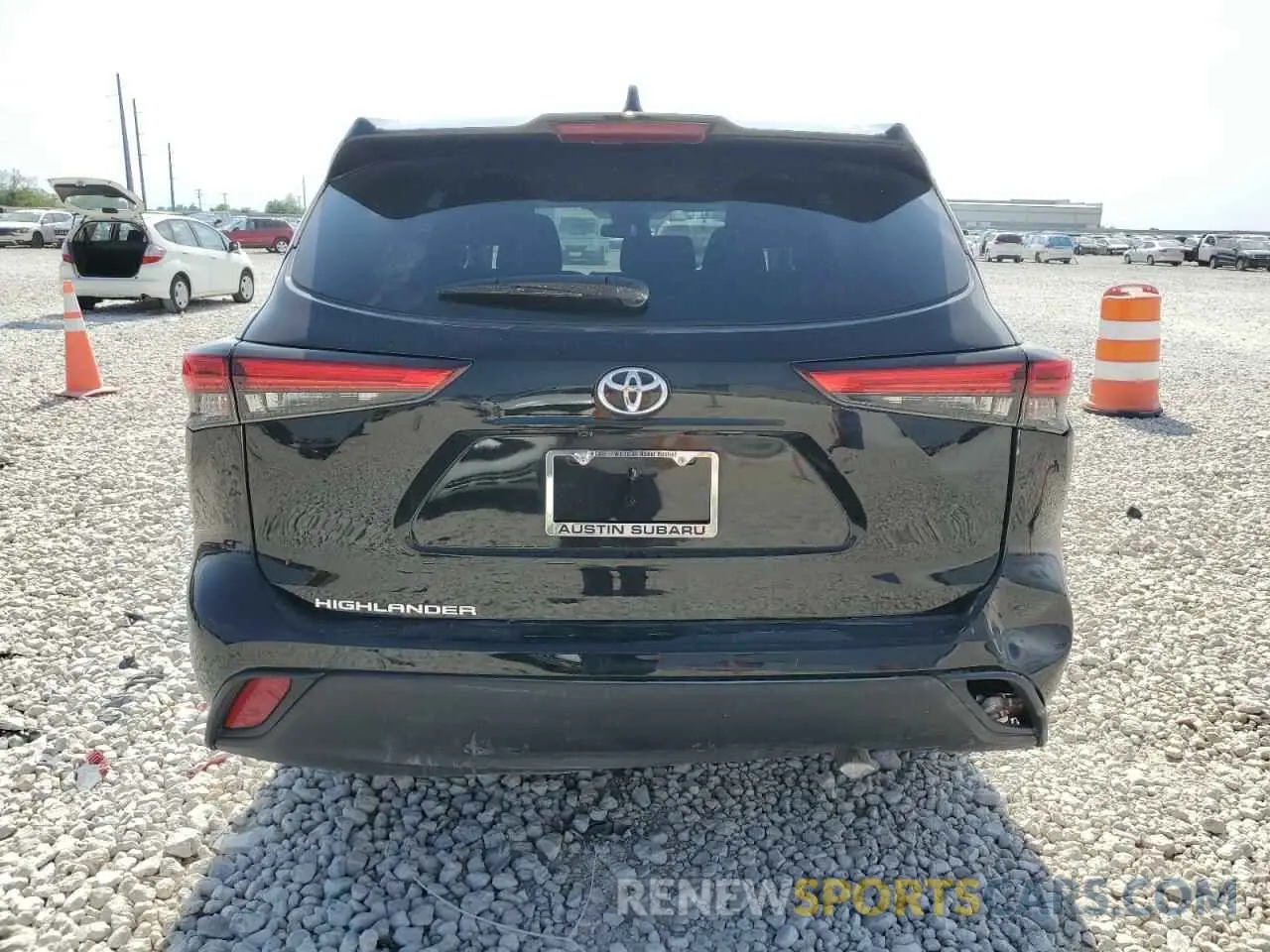 6 Photograph of a damaged car 5TDCZRAH3MS076472 TOYOTA HIGHLANDER 2021