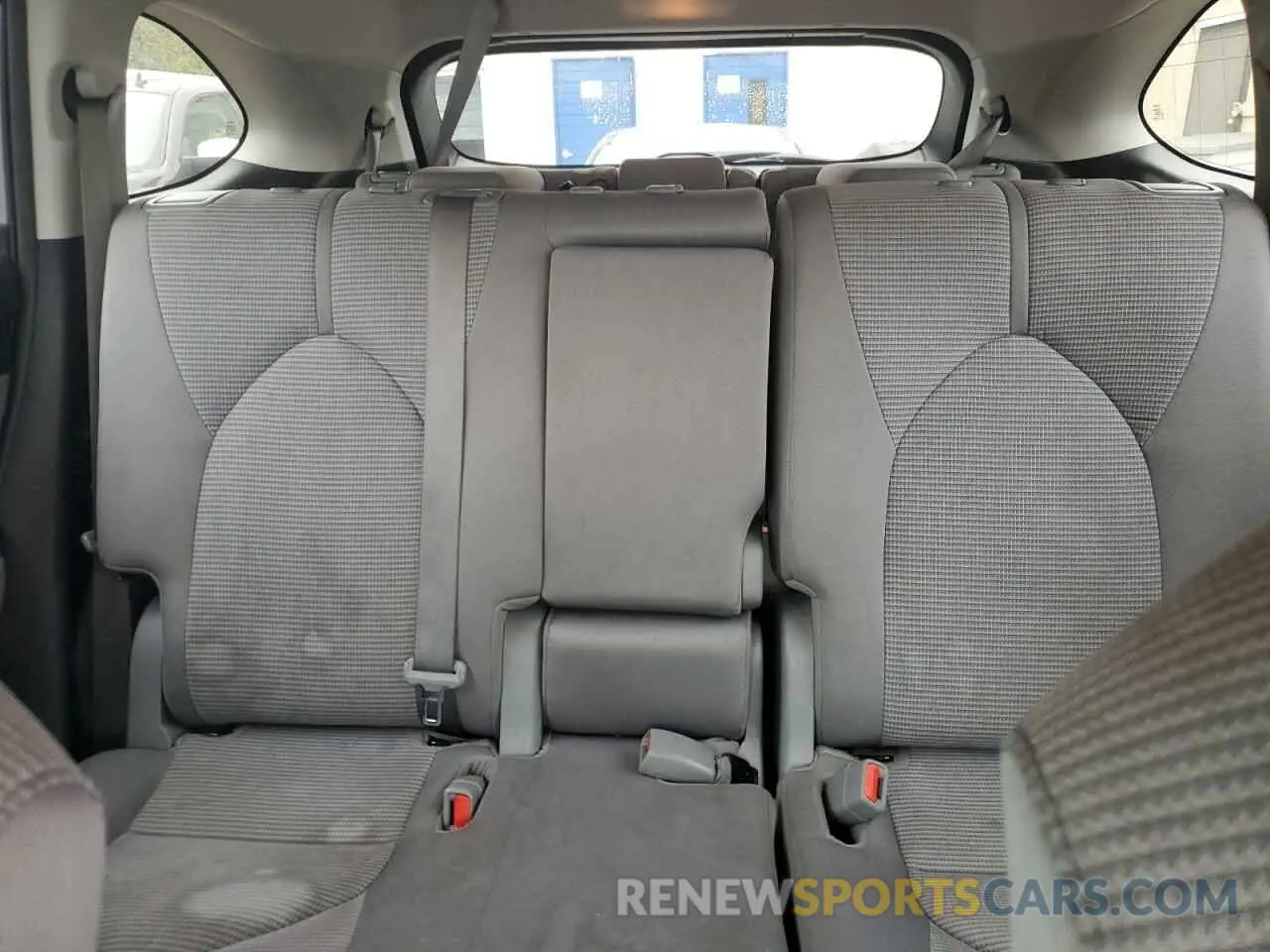 10 Фотография поврежденного автомобиля 5TDCZRAH3MS084586 TOYOTA HIGHLANDER 2021