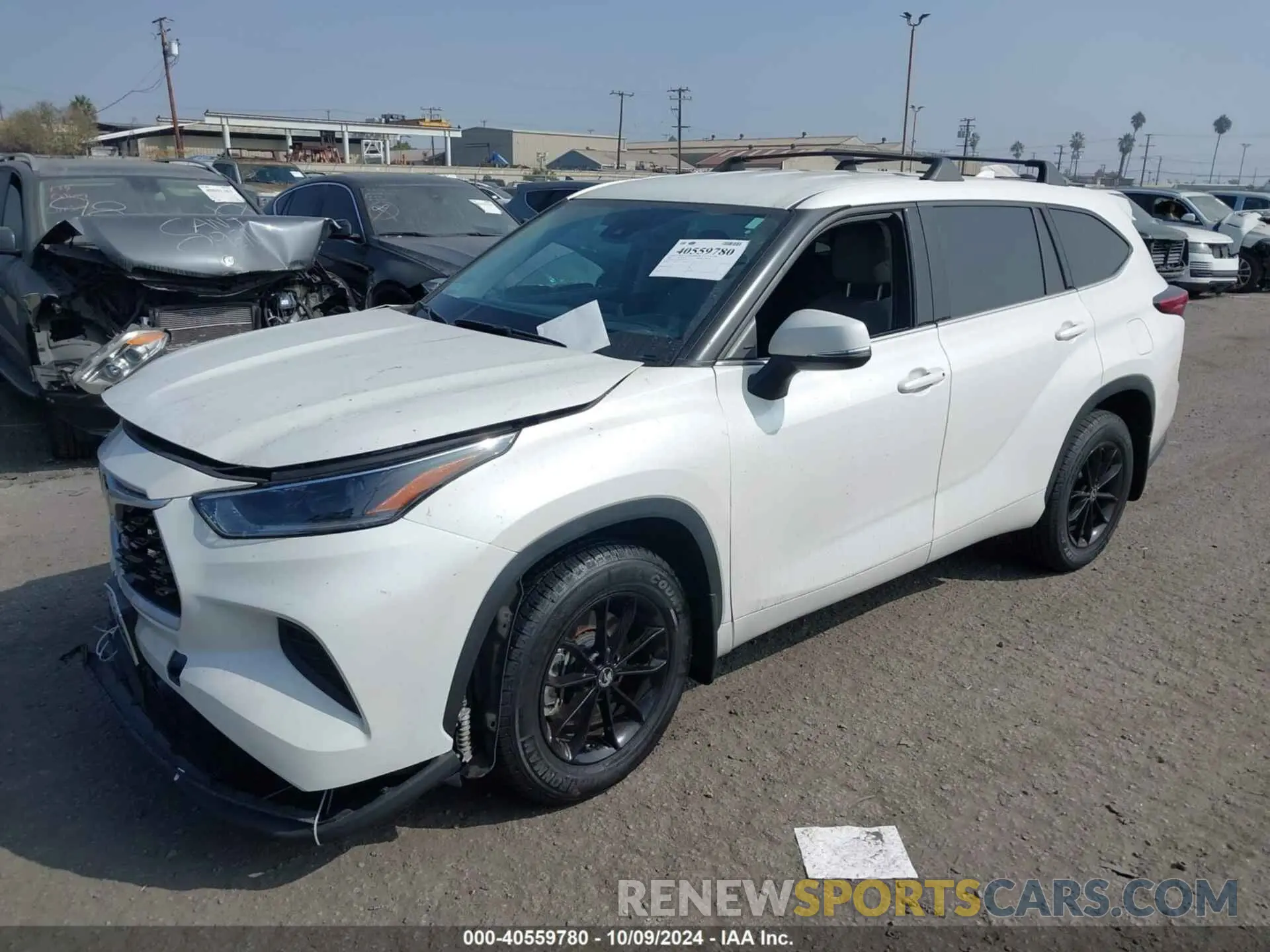 2 Photograph of a damaged car 5TDCZRAH8MS078511 TOYOTA HIGHLANDER 2021