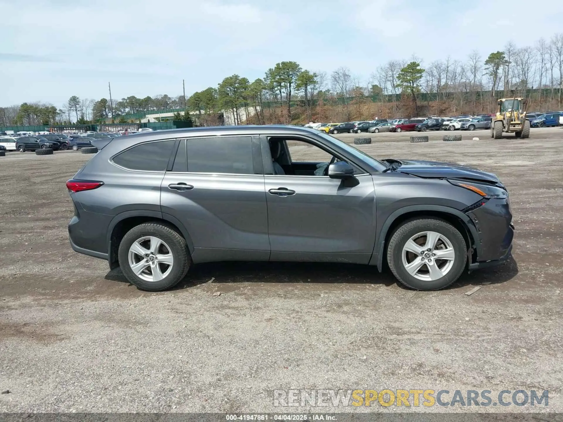 13 Photograph of a damaged car 5TDCZRBH0MS087637 TOYOTA HIGHLANDER 2021
