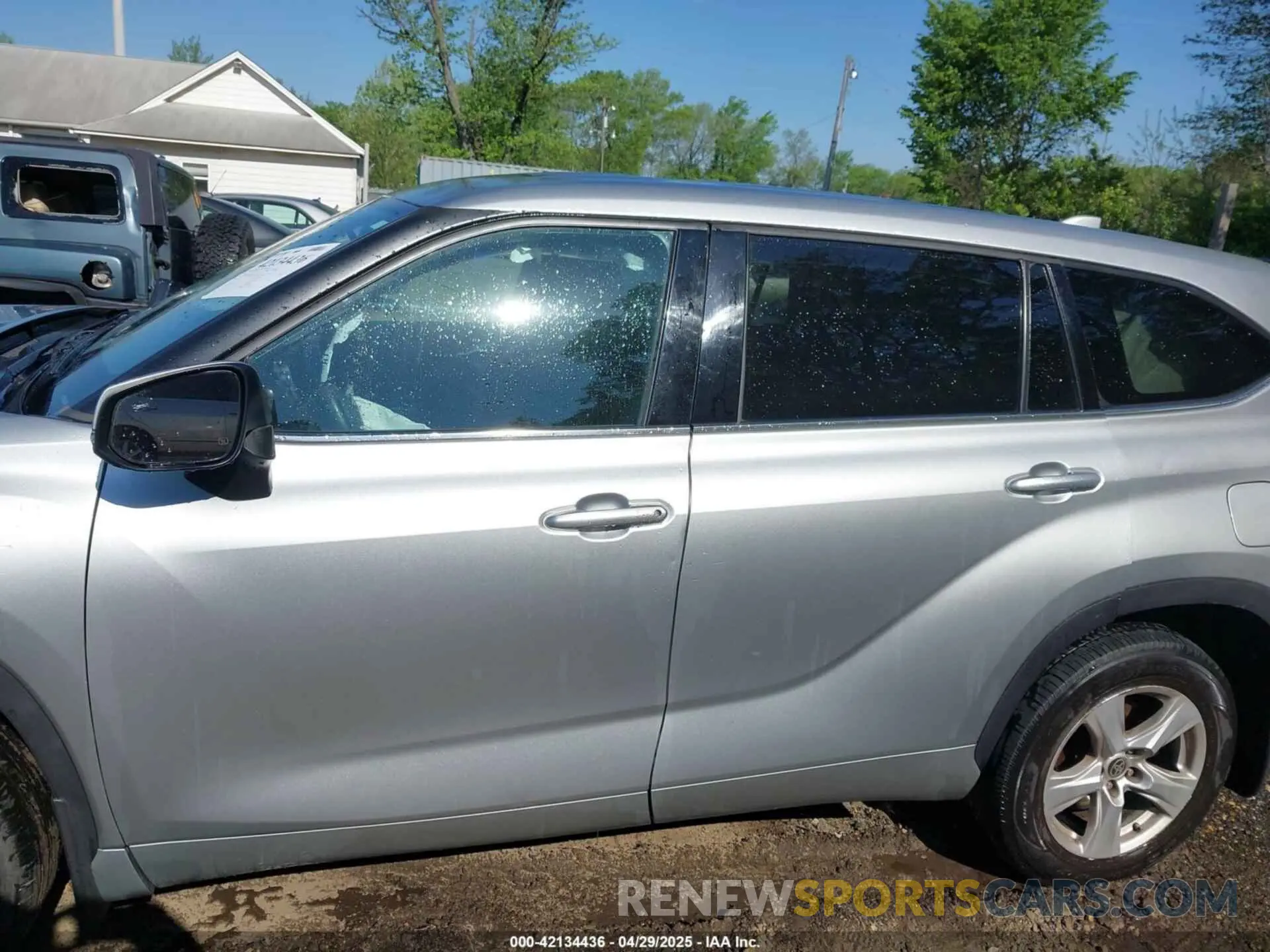 14 Photograph of a damaged car 5TDCZRBH1MS125621 TOYOTA HIGHLANDER 2021