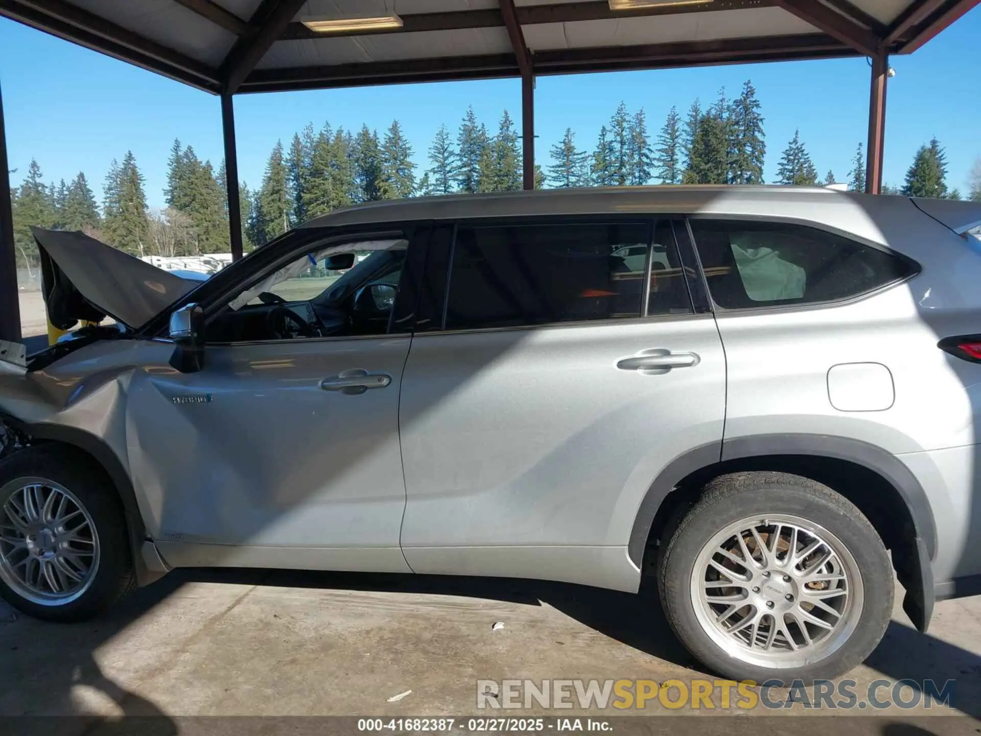 14 Photograph of a damaged car 5TDDBRCH4MS522277 TOYOTA HIGHLANDER 2021