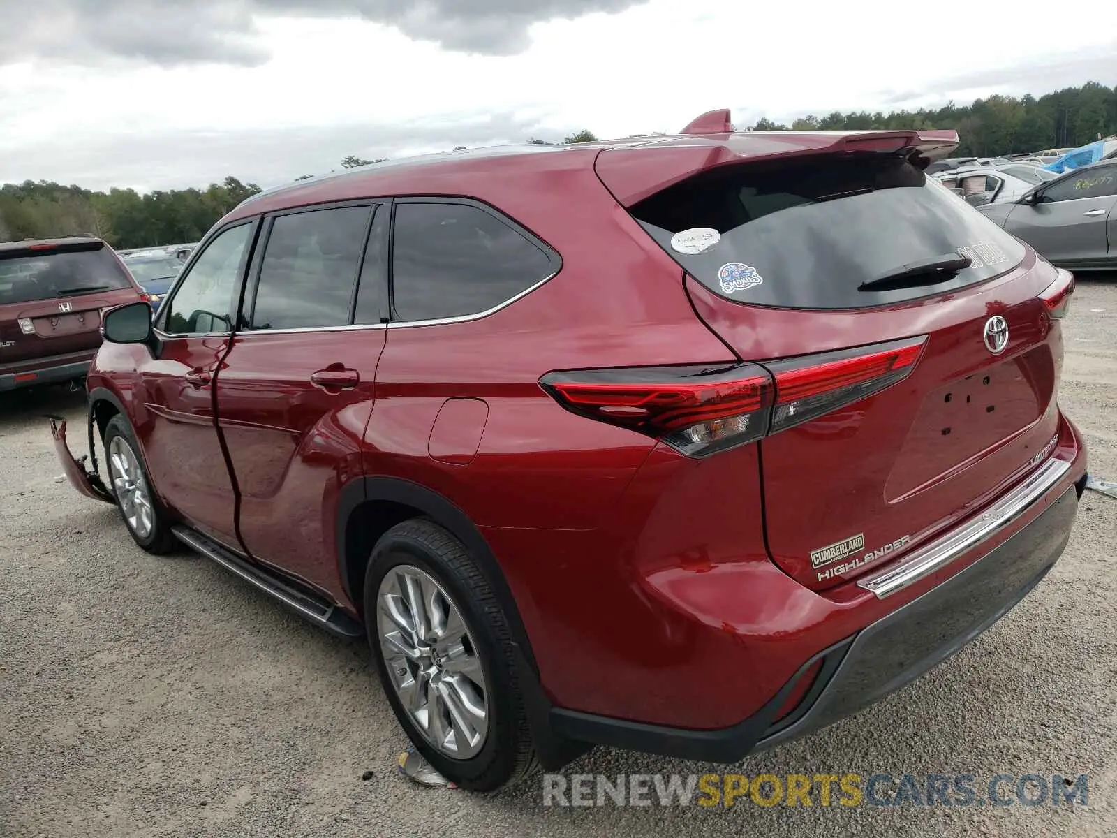 3 Photograph of a damaged car 5TDDZRBH0MS073757 TOYOTA HIGHLANDER 2021