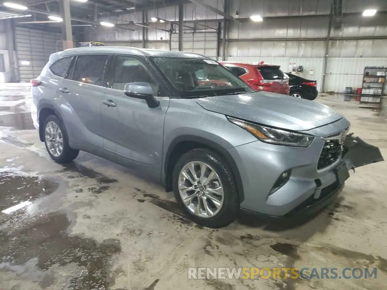 4 Photograph of a damaged car 5TDDZRBH0MS135769 TOYOTA HIGHLANDER 2021