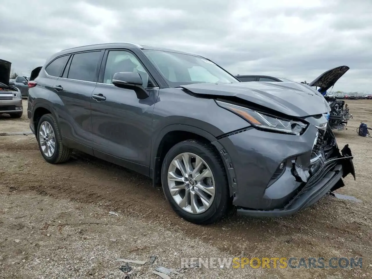 4 Photograph of a damaged car 5TDDZRBH1MS524470 TOYOTA HIGHLANDER 2021