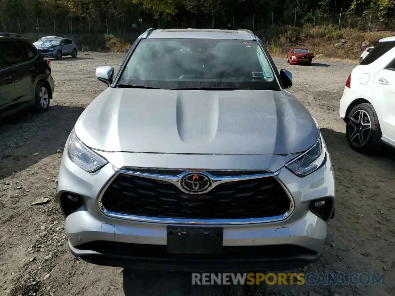 5 Photograph of a damaged car 5TDDZRBH5MS119017 TOYOTA HIGHLANDER 2021