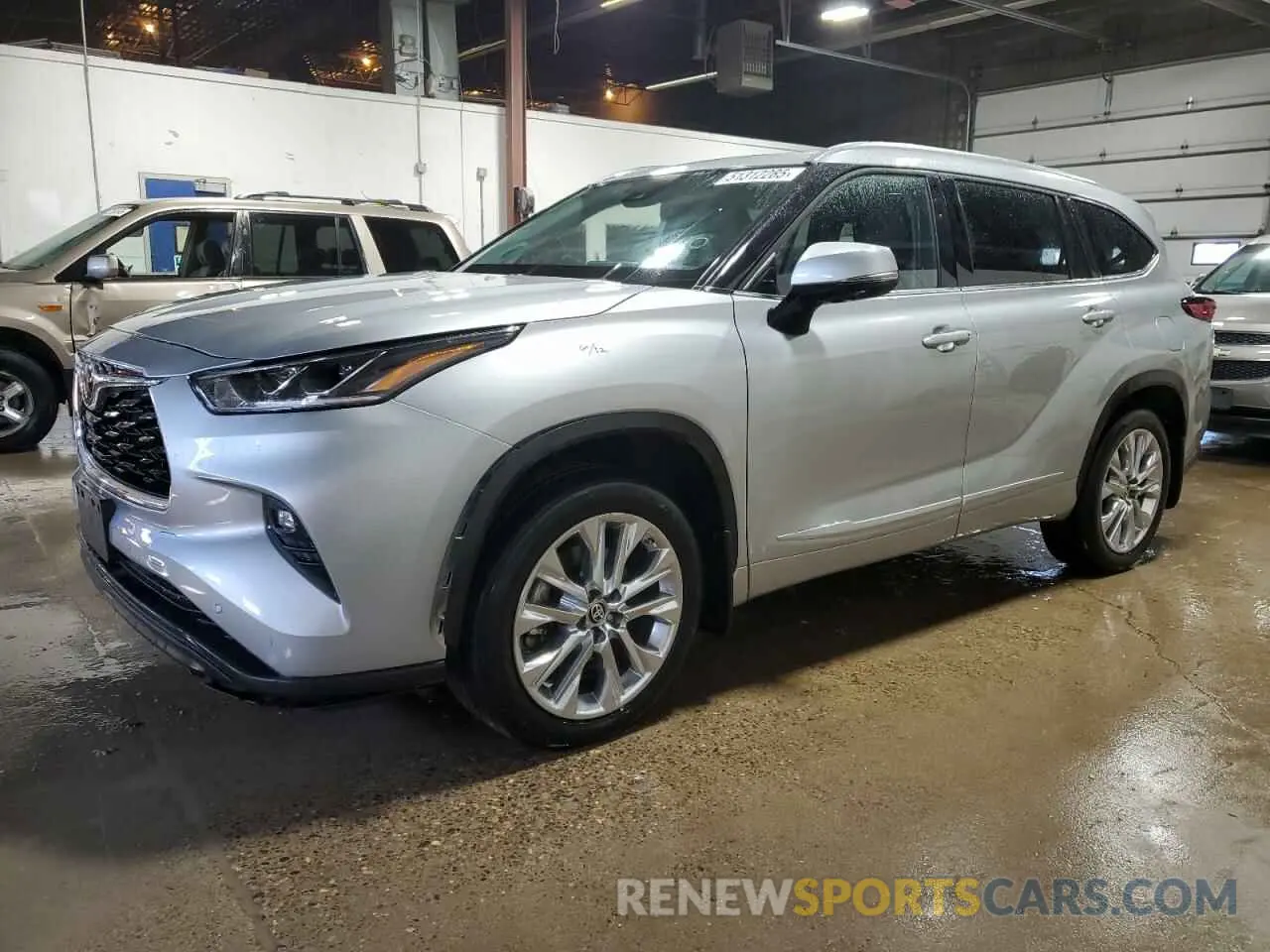 1 Photograph of a damaged car 5TDDZRBH5MS524911 TOYOTA HIGHLANDER 2021