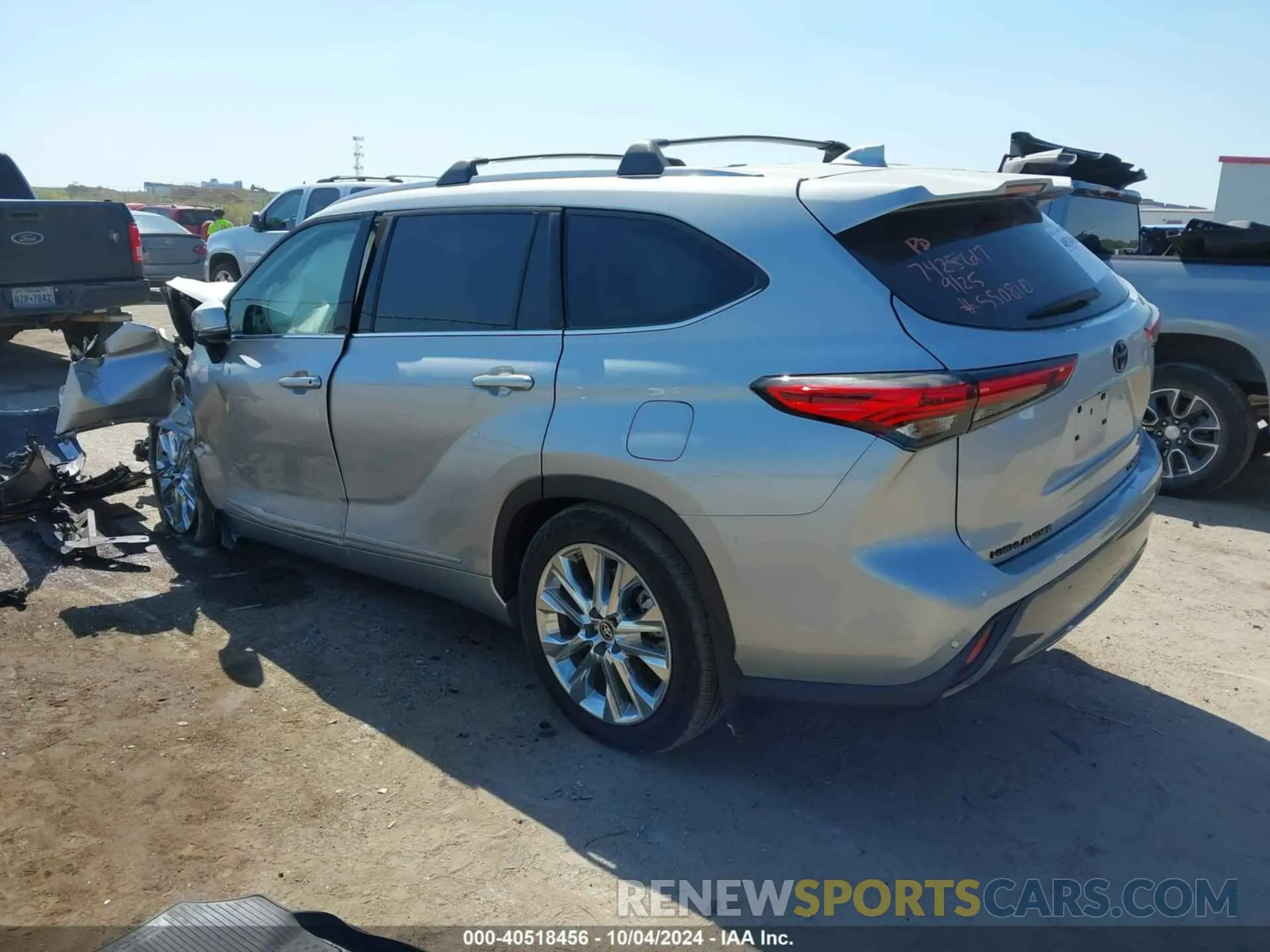 3 Photograph of a damaged car 5TDDZRBH8MS550810 TOYOTA HIGHLANDER 2021
