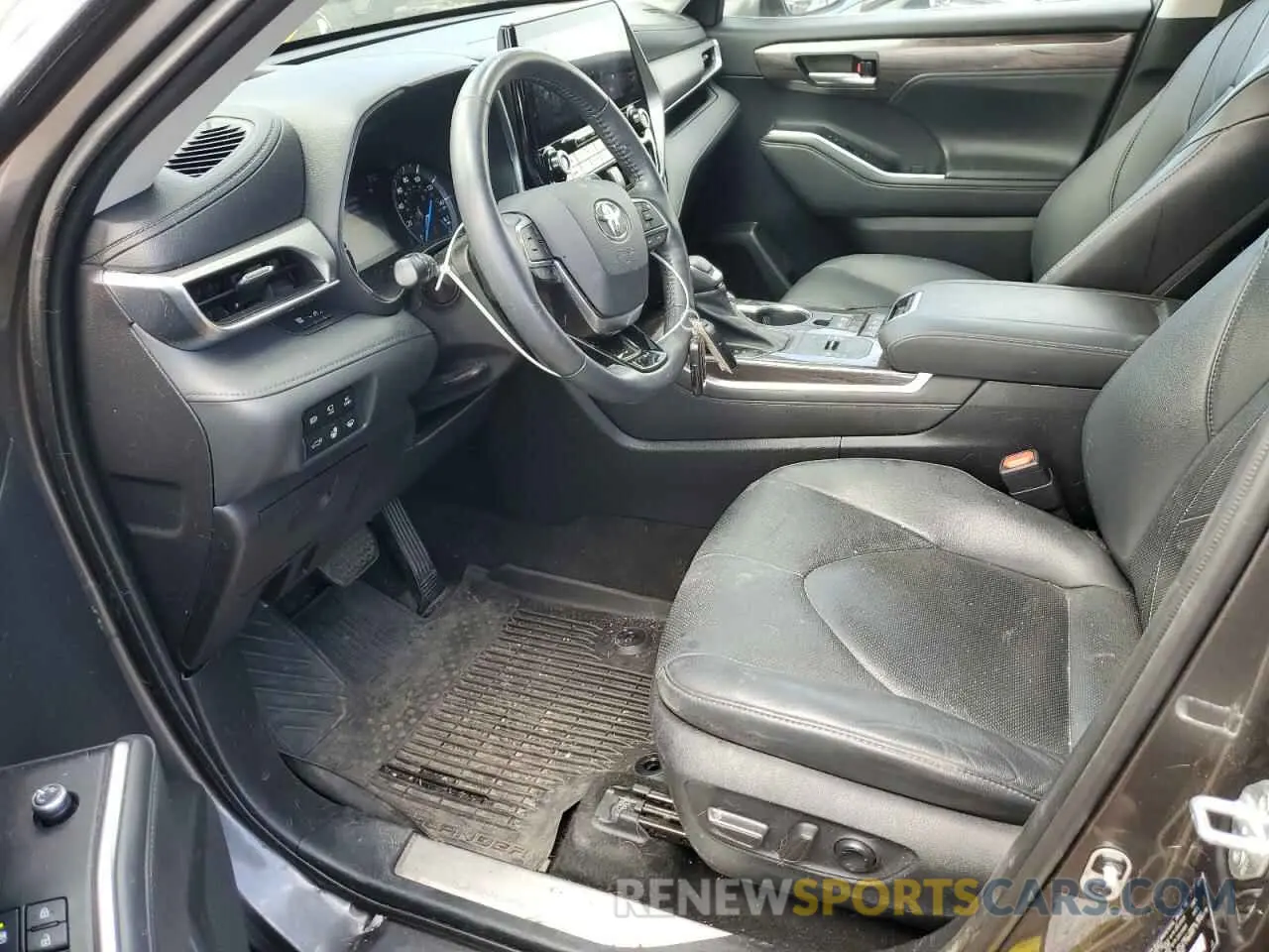 7 Photograph of a damaged car 5TDEBRCH0MS060921 TOYOTA HIGHLANDER 2021