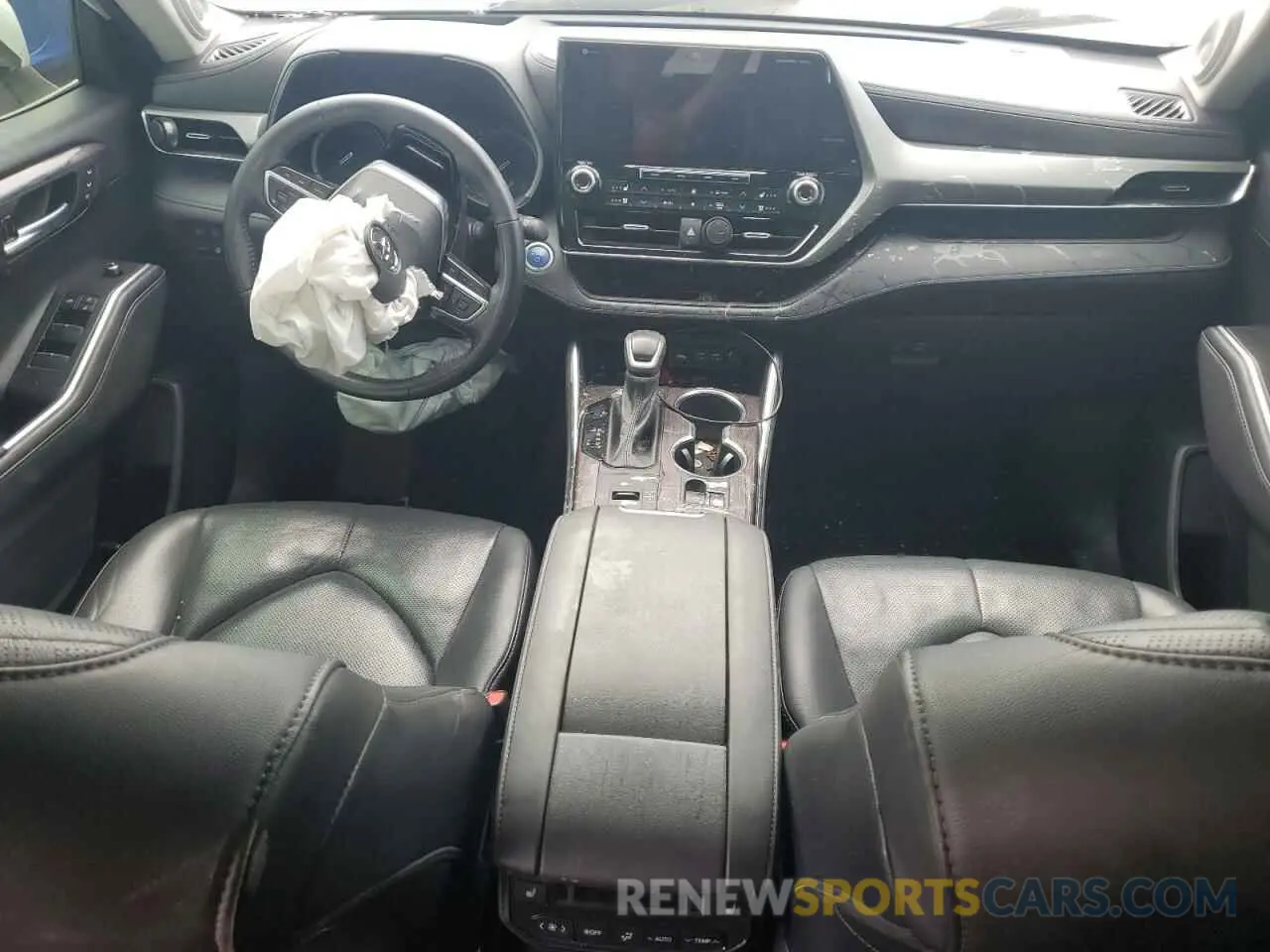 8 Photograph of a damaged car 5TDEBRCH5MS016560 TOYOTA HIGHLANDER 2021