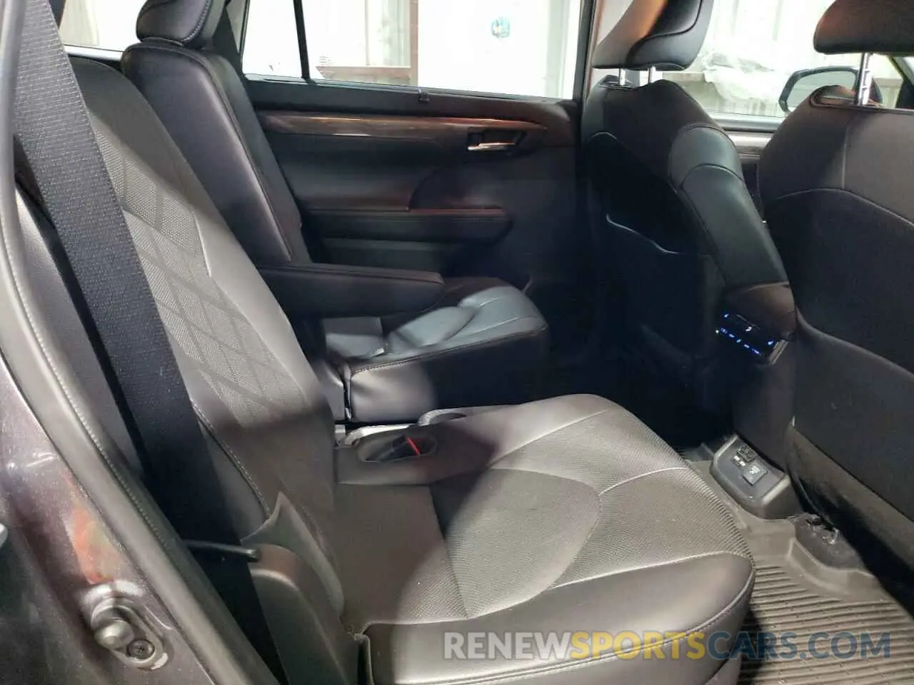 10 Фотография поврежденного автомобиля 5TDEBRCH6MS029382 TOYOTA HIGHLANDER 2021