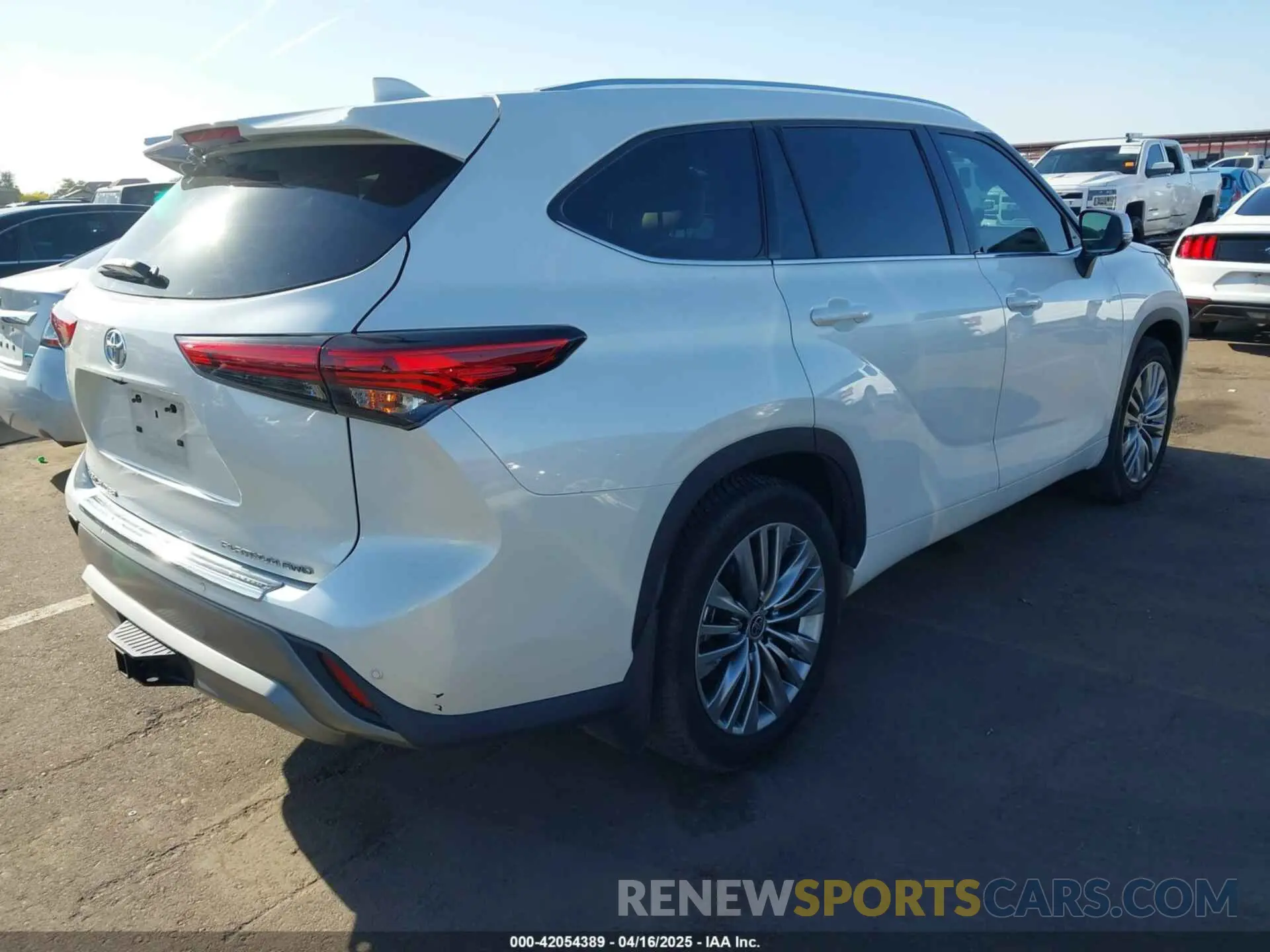 4 Фотография поврежденного автомобиля 5TDFZRBH2MS065314 TOYOTA HIGHLANDER 2021