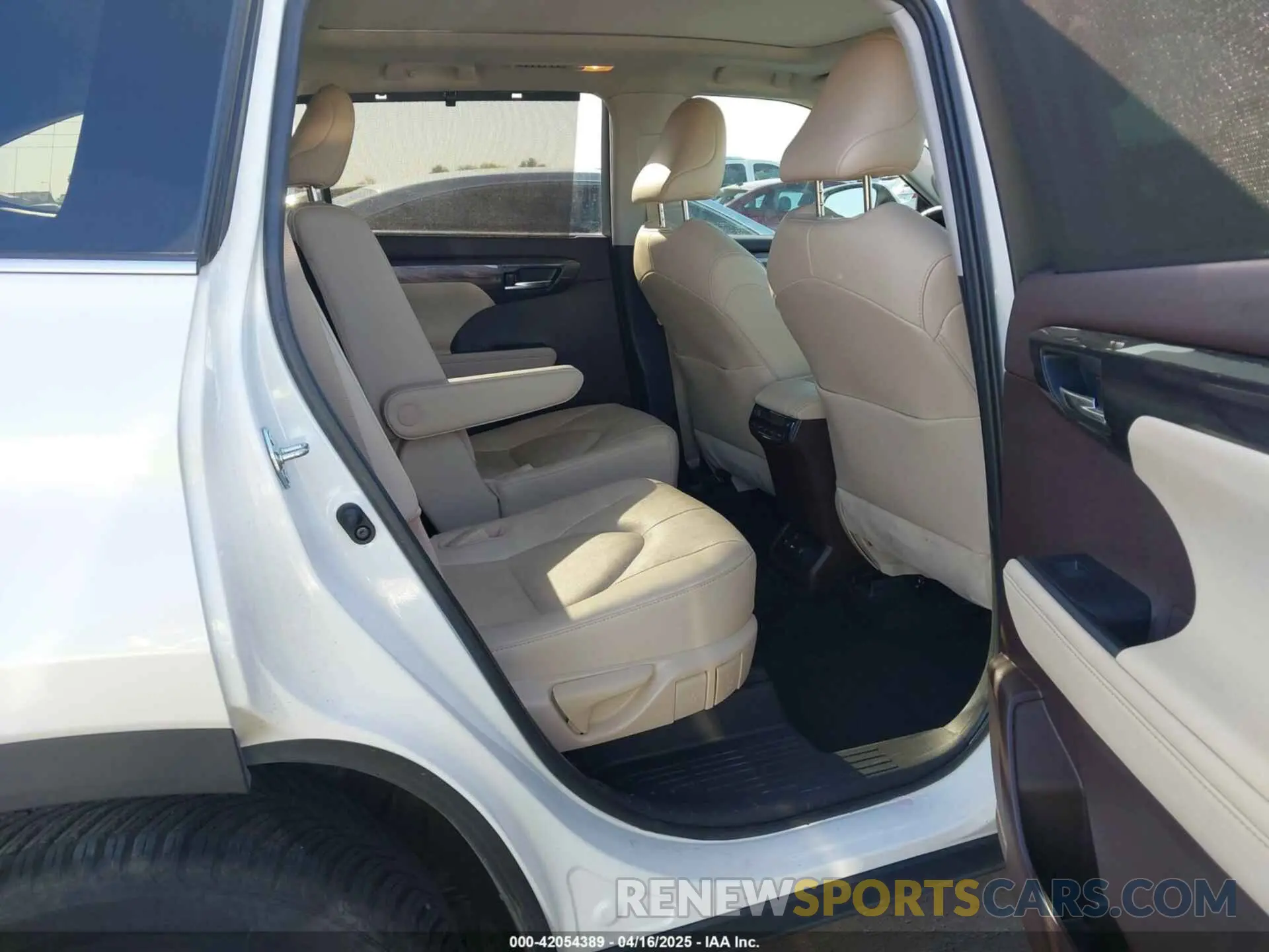 8 Фотография поврежденного автомобиля 5TDFZRBH2MS065314 TOYOTA HIGHLANDER 2021