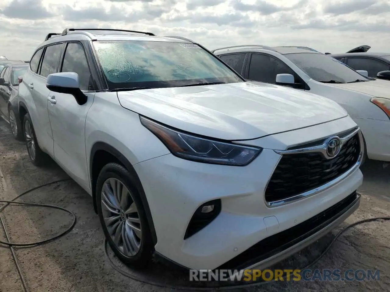 1 Фотография поврежденного автомобиля 5TDFZRBH4MS094944 TOYOTA HIGHLANDER 2021