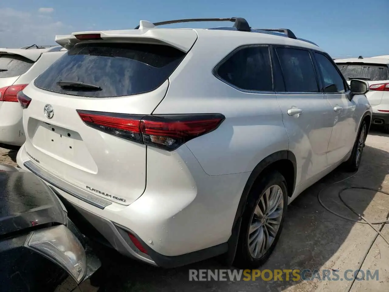 4 Фотография поврежденного автомобиля 5TDFZRBH4MS094944 TOYOTA HIGHLANDER 2021