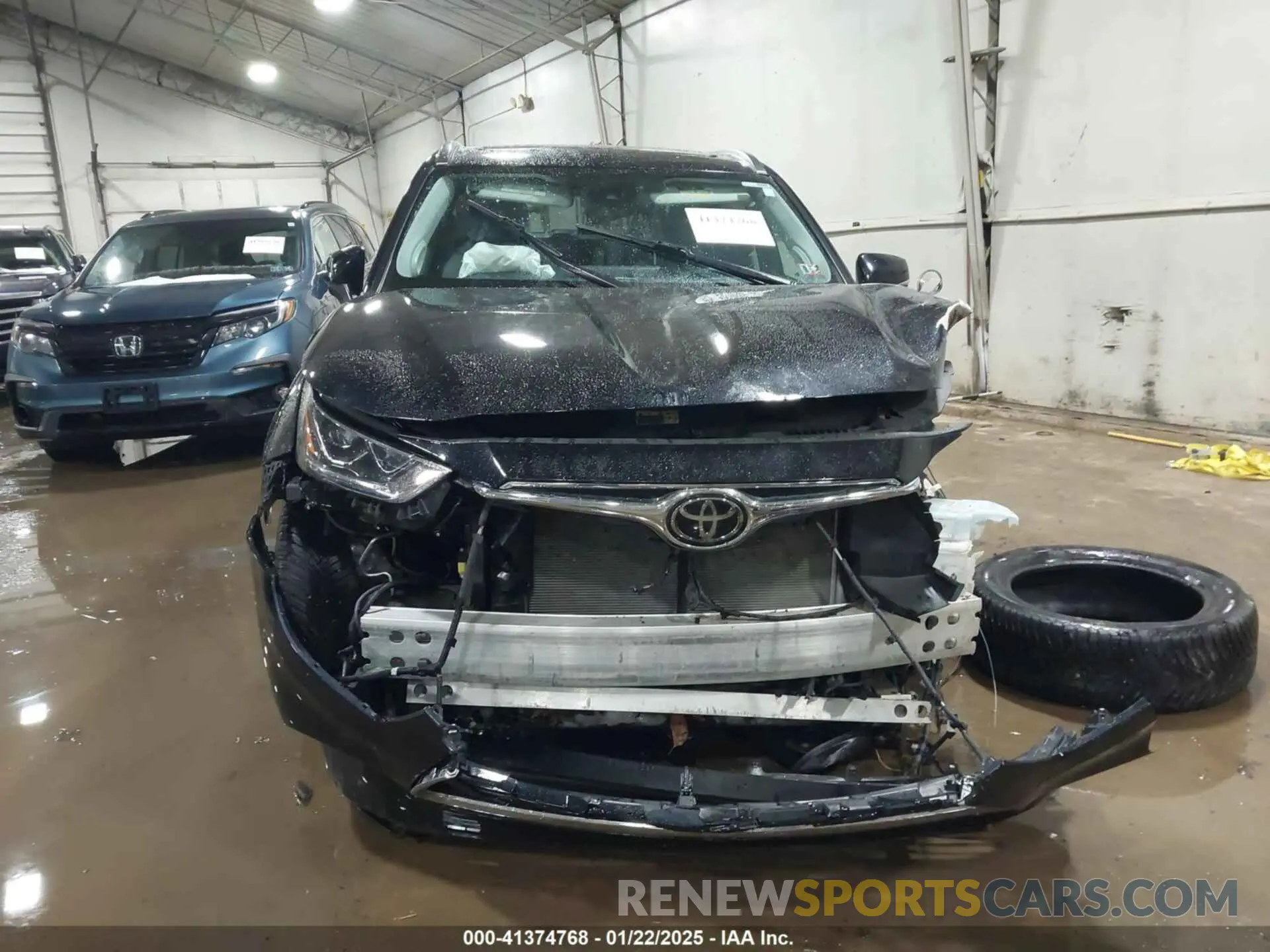 12 Photograph of a damaged car 5TDFZRBH5MS156366 TOYOTA HIGHLANDER 2021