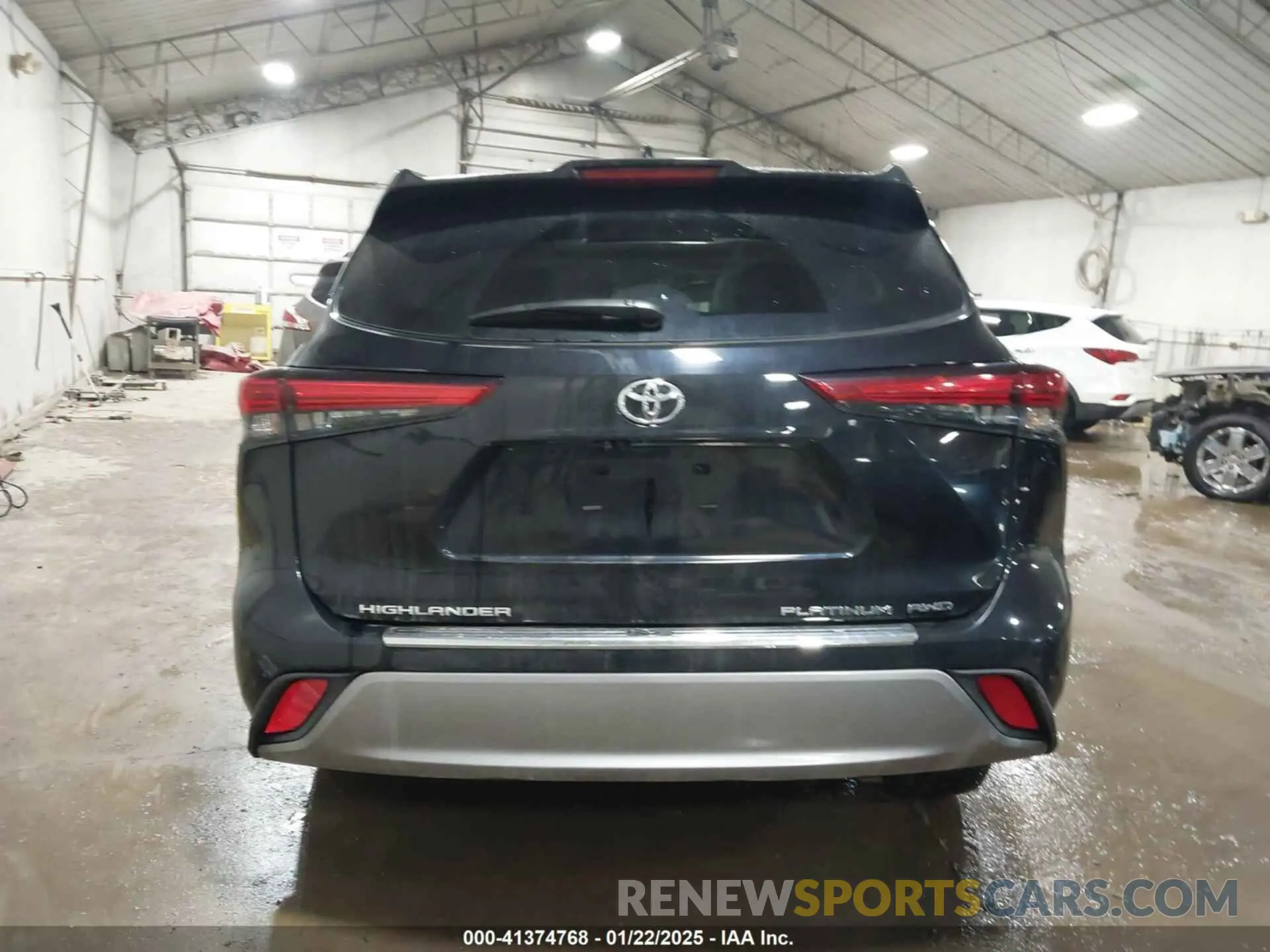 16 Photograph of a damaged car 5TDFZRBH5MS156366 TOYOTA HIGHLANDER 2021