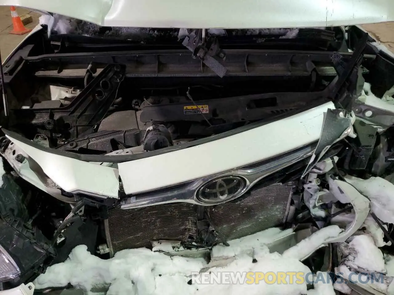 12 Photograph of a damaged car 5TDFZRBHXMS078957 TOYOTA HIGHLANDER 2021
