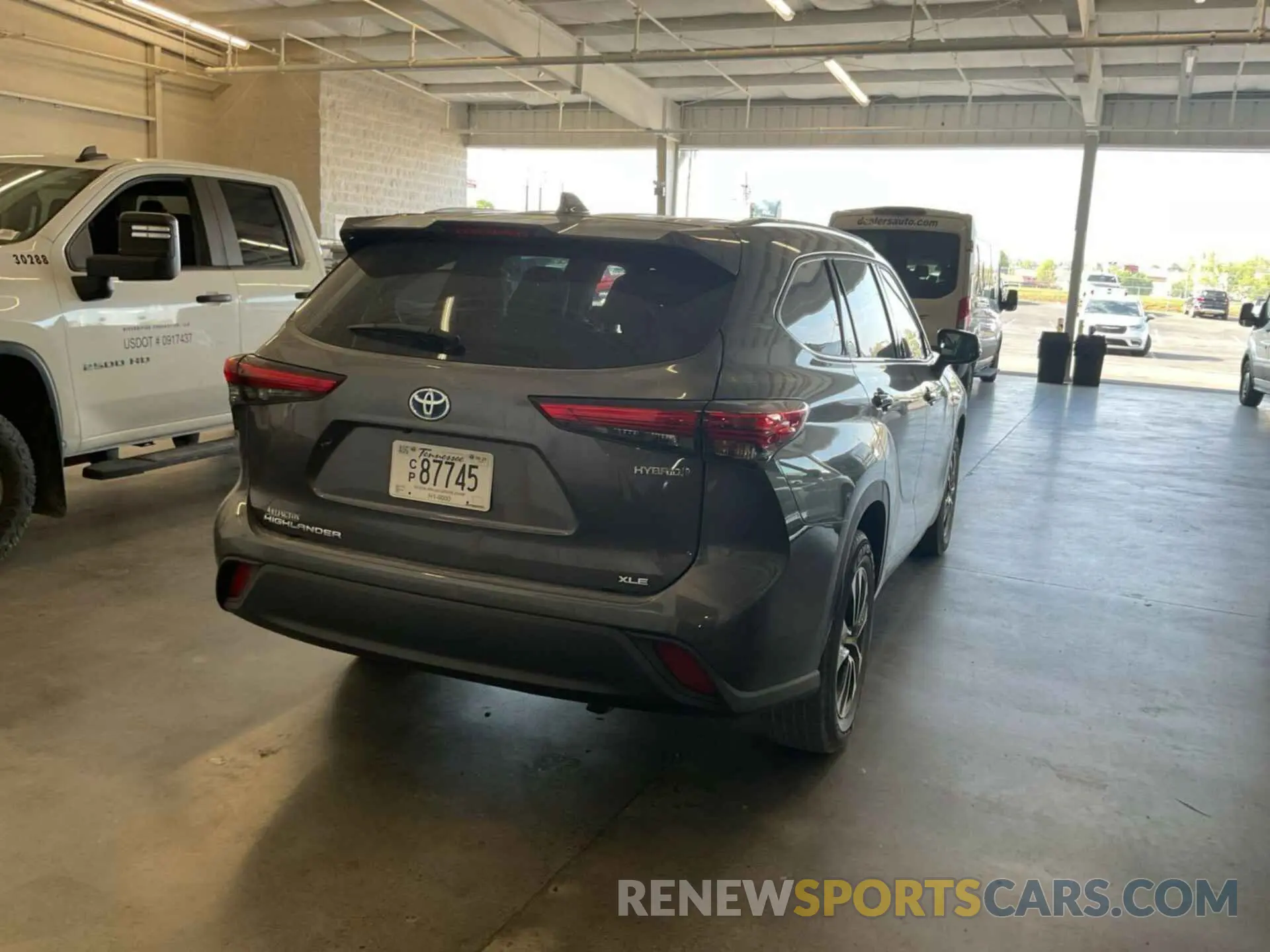 9 Photograph of a damaged car 5TDGARAH2MS506372 TOYOTA HIGHLANDER 2021