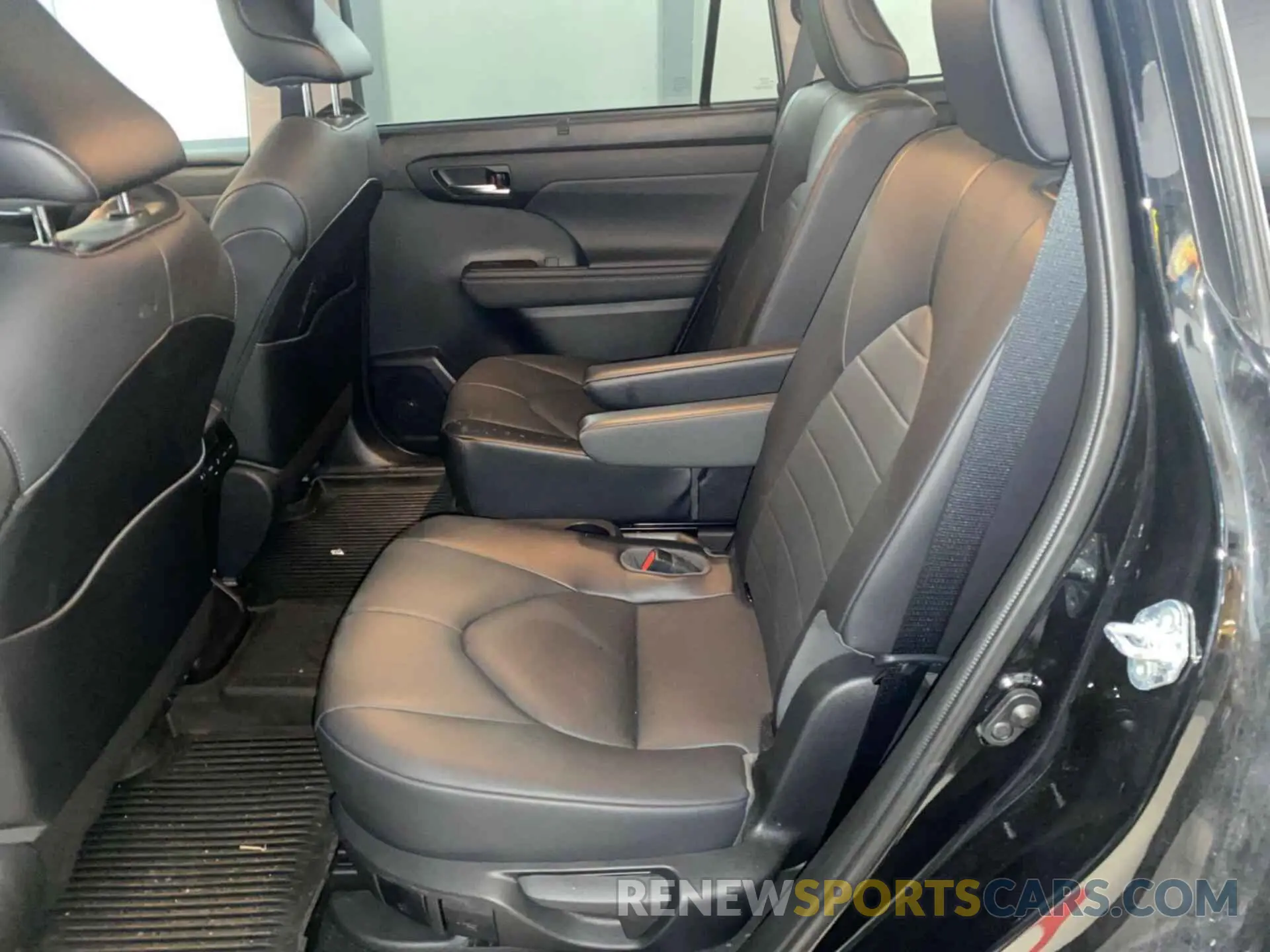 1 Фотография поврежденного автомобиля 5TDGARAH6MS506374 TOYOTA HIGHLANDER 2021