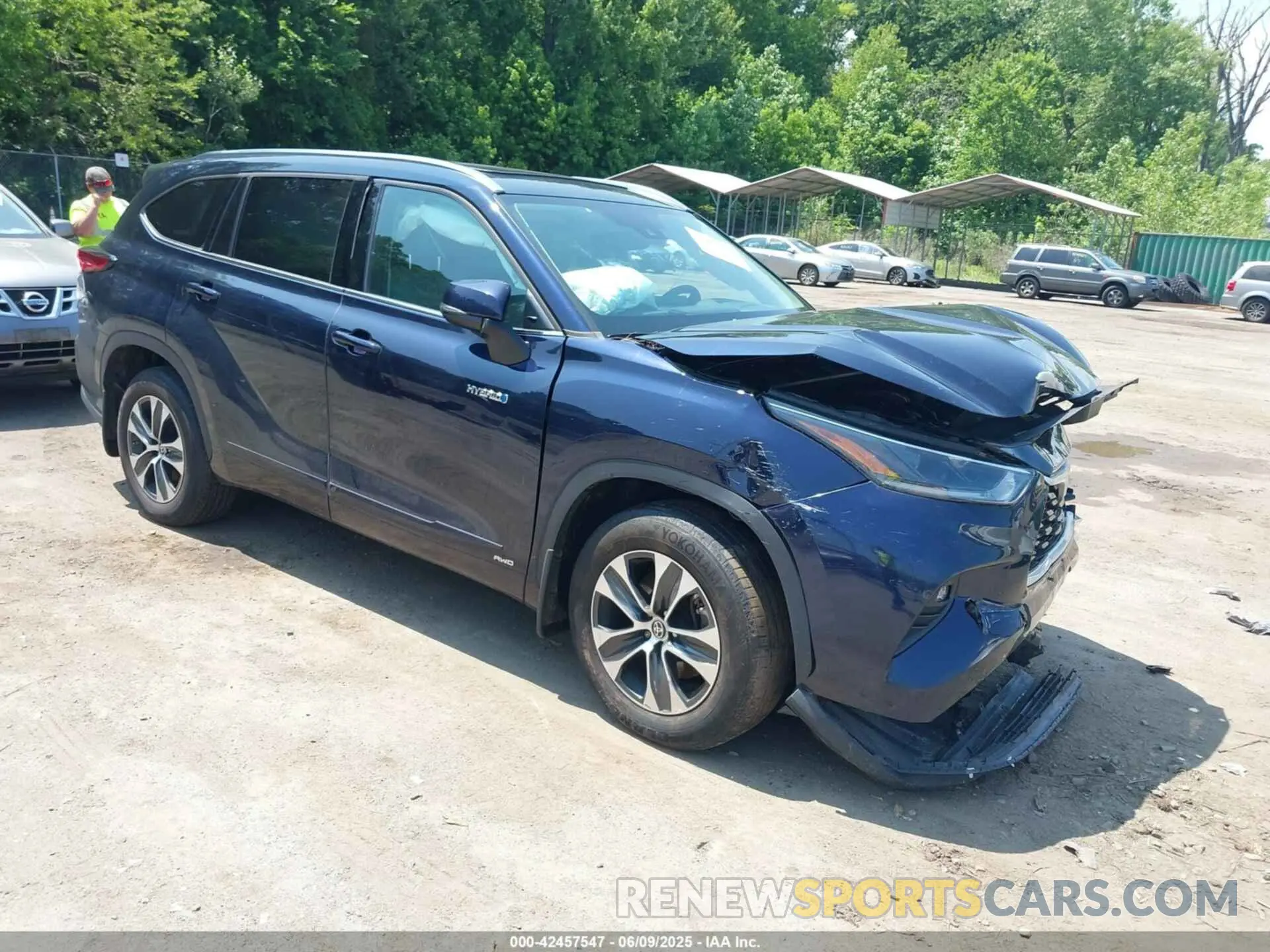 1 Photograph of a damaged car 5TDGBRCH0MS046851 TOYOTA HIGHLANDER 2021