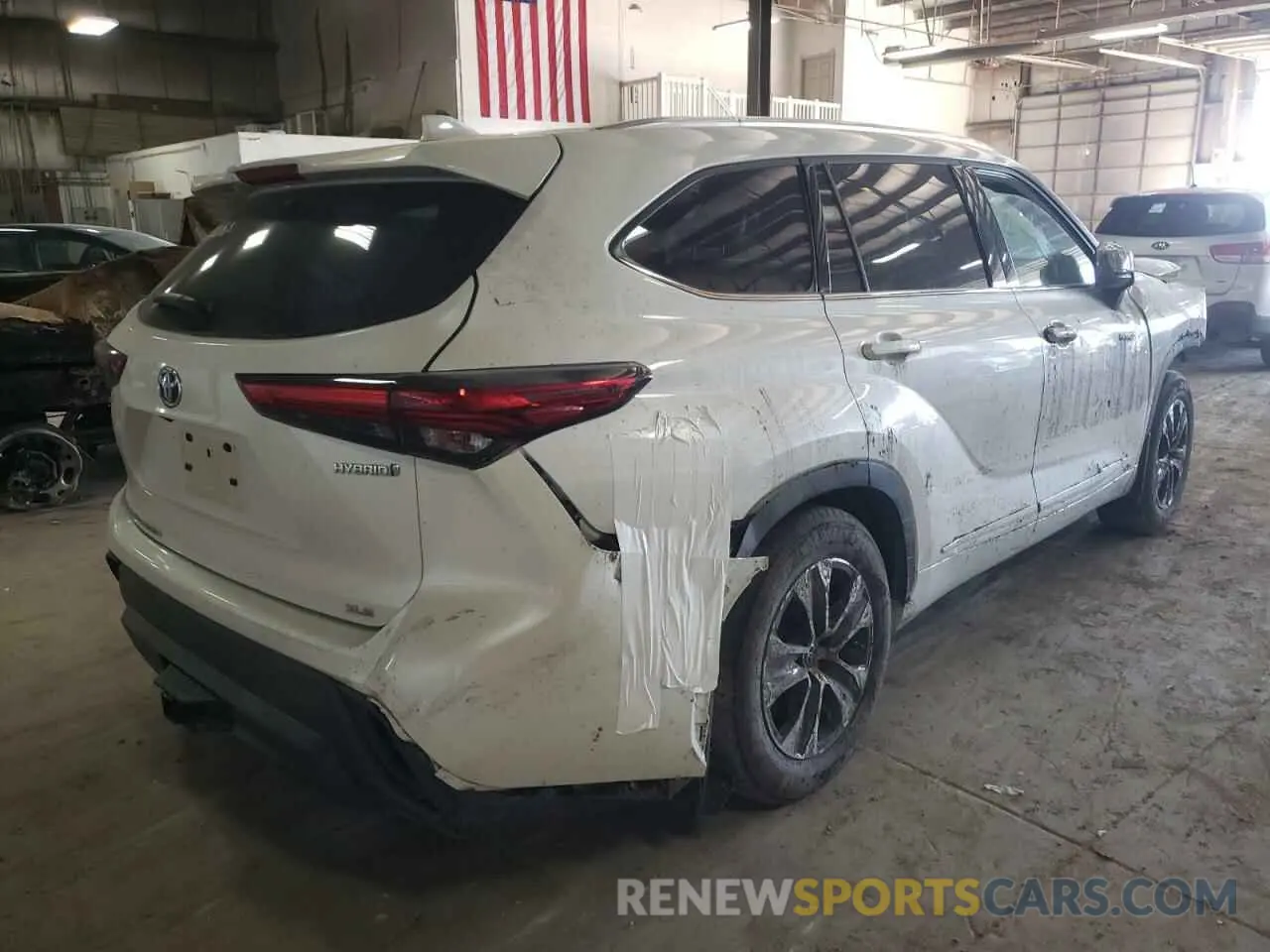 4 Фотография поврежденного автомобиля 5TDGBRCH5MS532362 TOYOTA HIGHLANDER 2021