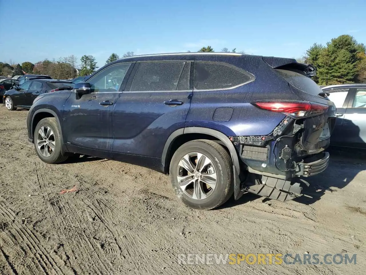 2 Photograph of a damaged car 5TDGBRCH6MS039483 TOYOTA HIGHLANDER 2021