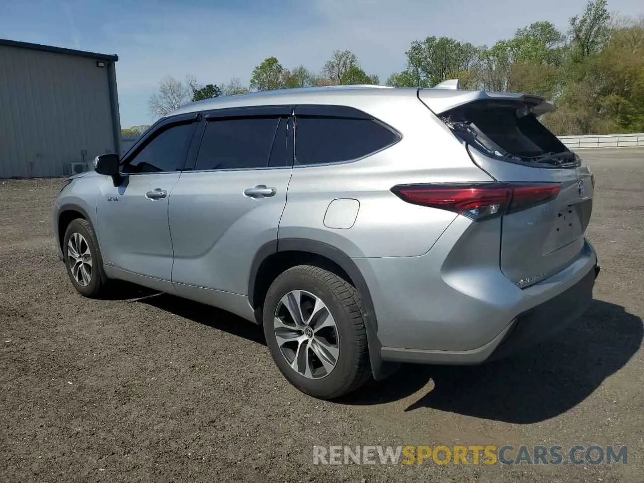 2 Photograph of a damaged car 5TDGBRCH8MS533456 TOYOTA HIGHLANDER 2021