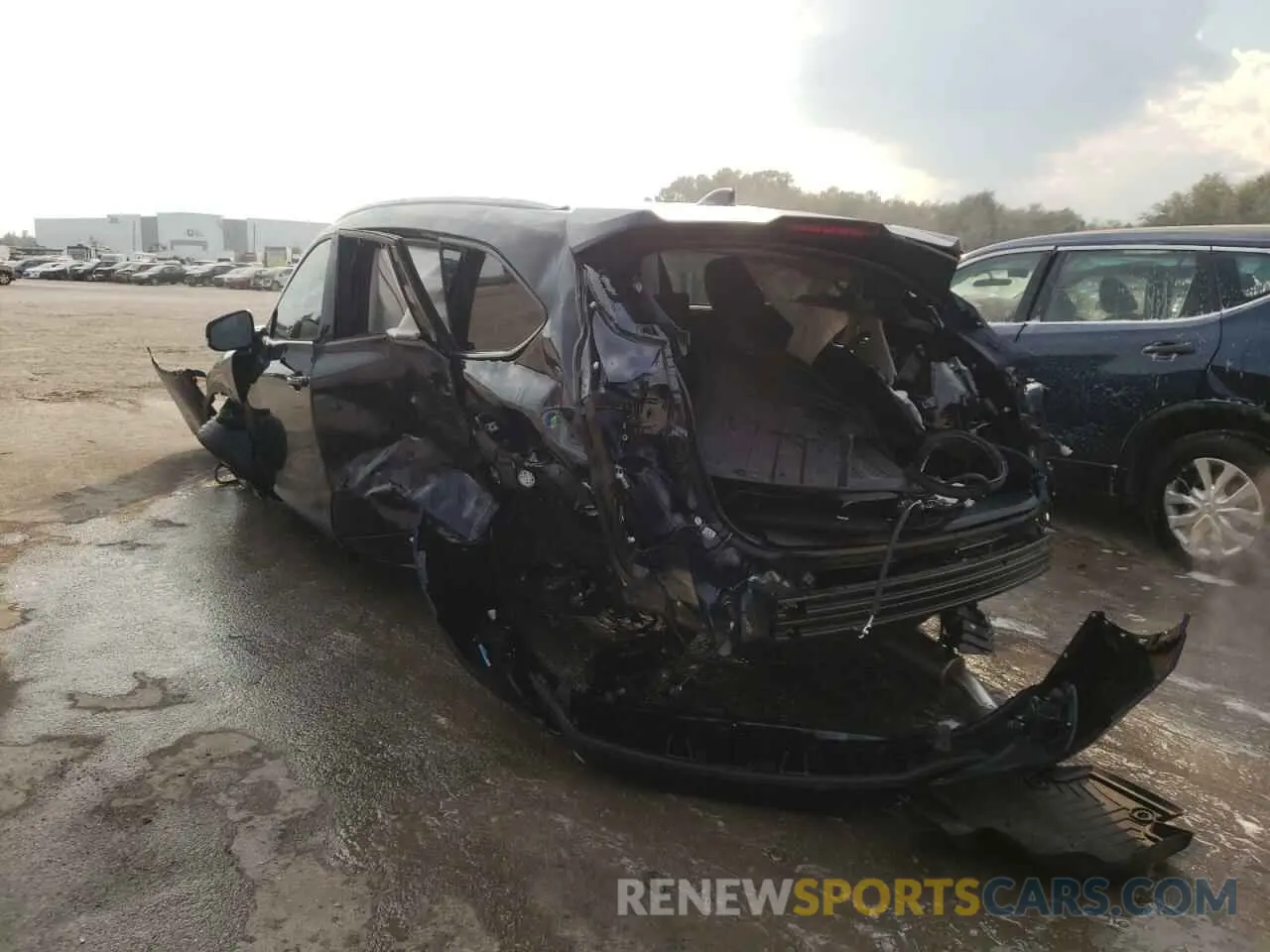 3 Photograph of a damaged car 5TDGZRAH0MS052728 TOYOTA HIGHLANDER 2021