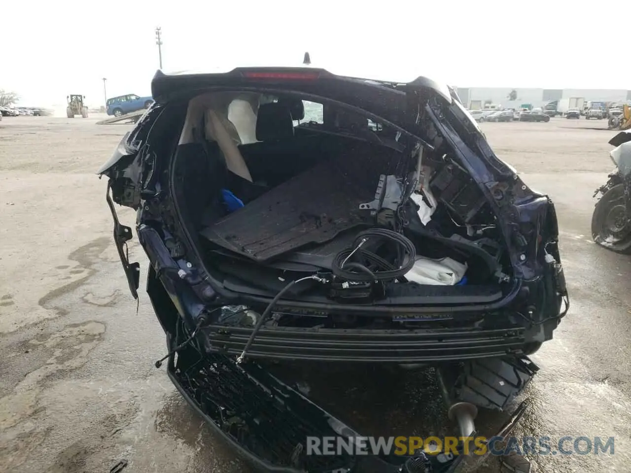 9 Photograph of a damaged car 5TDGZRAH0MS052728 TOYOTA HIGHLANDER 2021