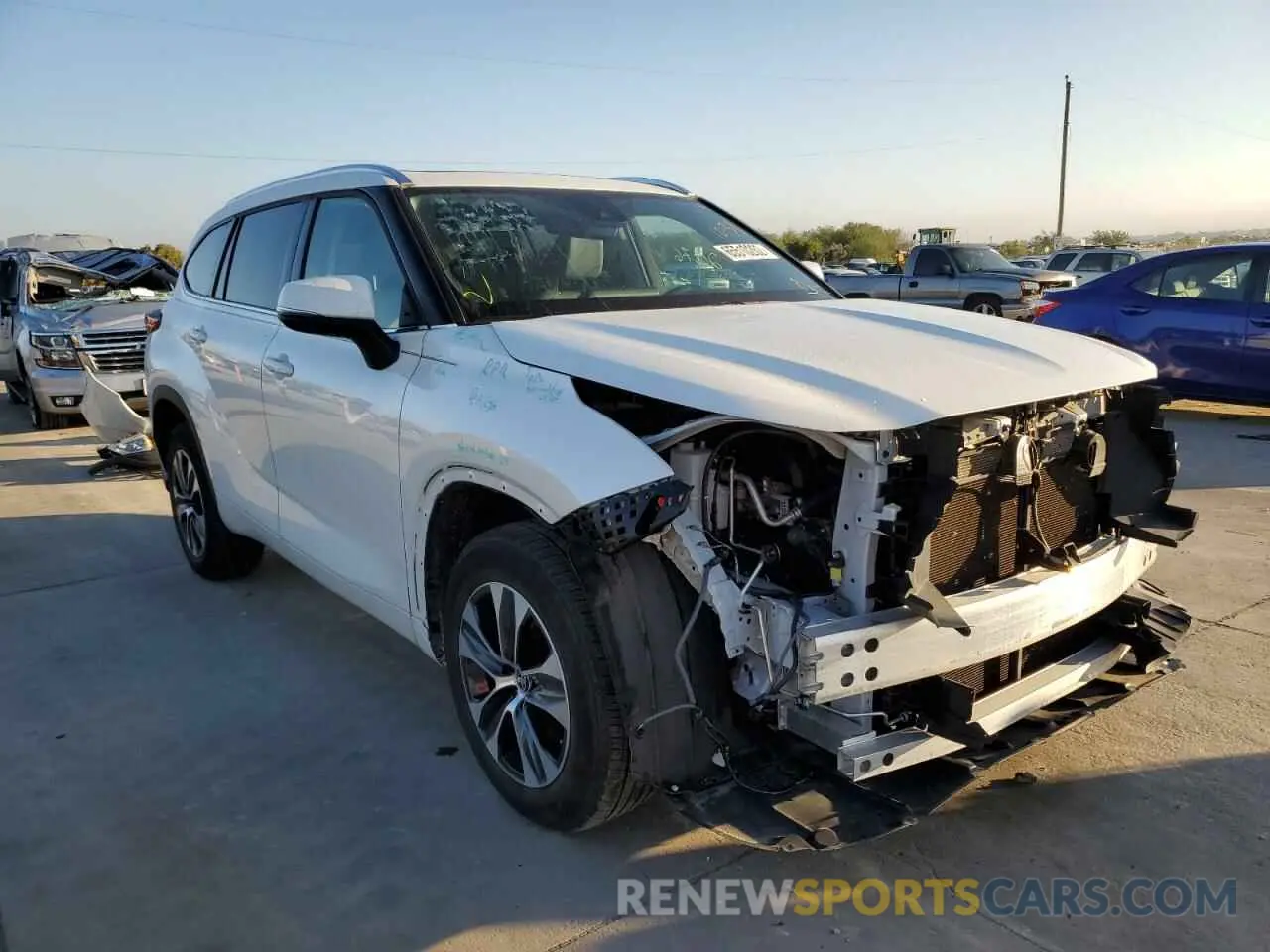 4 Фотография поврежденного автомобиля 5TDGZRAH3MS044266 TOYOTA HIGHLANDER 2021