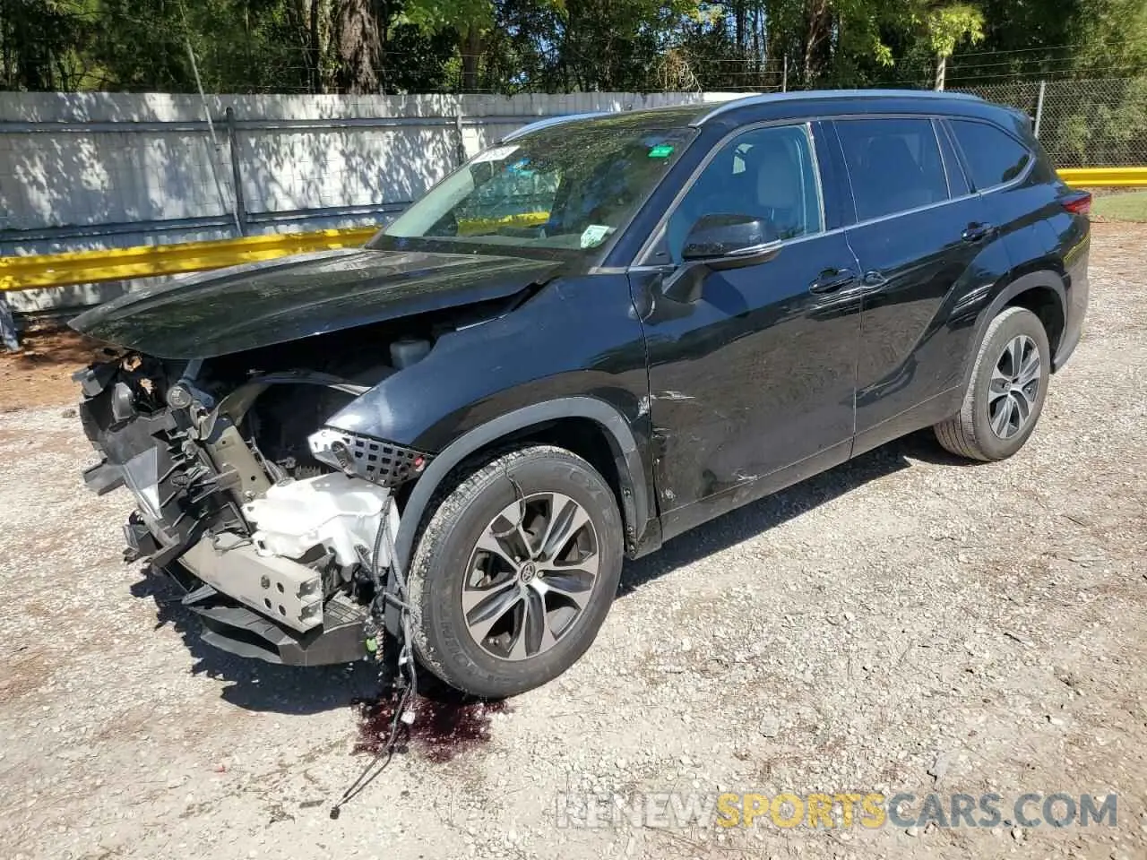 1 Photograph of a damaged car 5TDGZRAH3MS538207 TOYOTA HIGHLANDER 2021