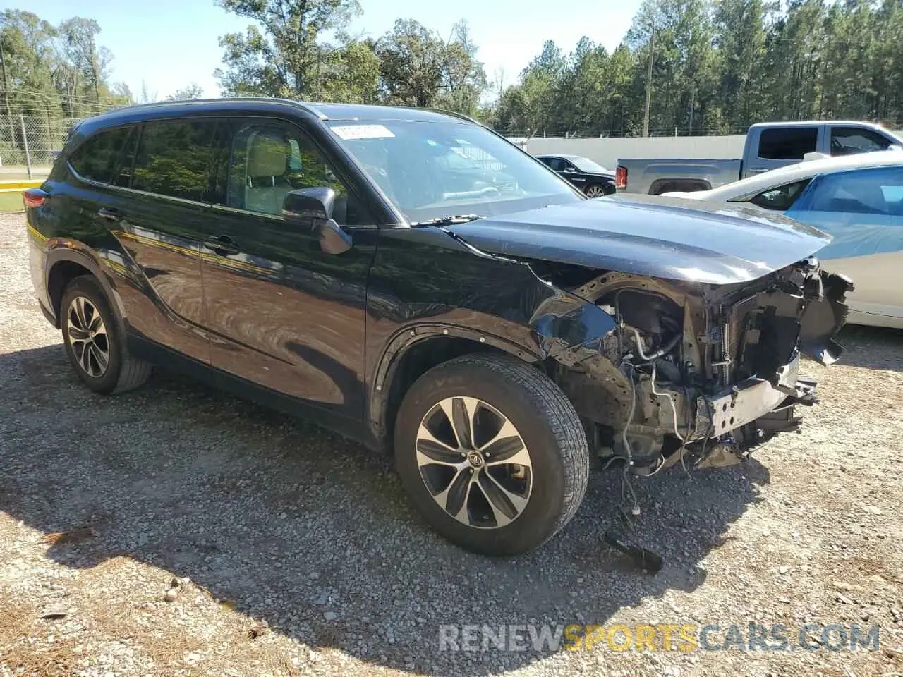 4 Photograph of a damaged car 5TDGZRAH3MS538207 TOYOTA HIGHLANDER 2021