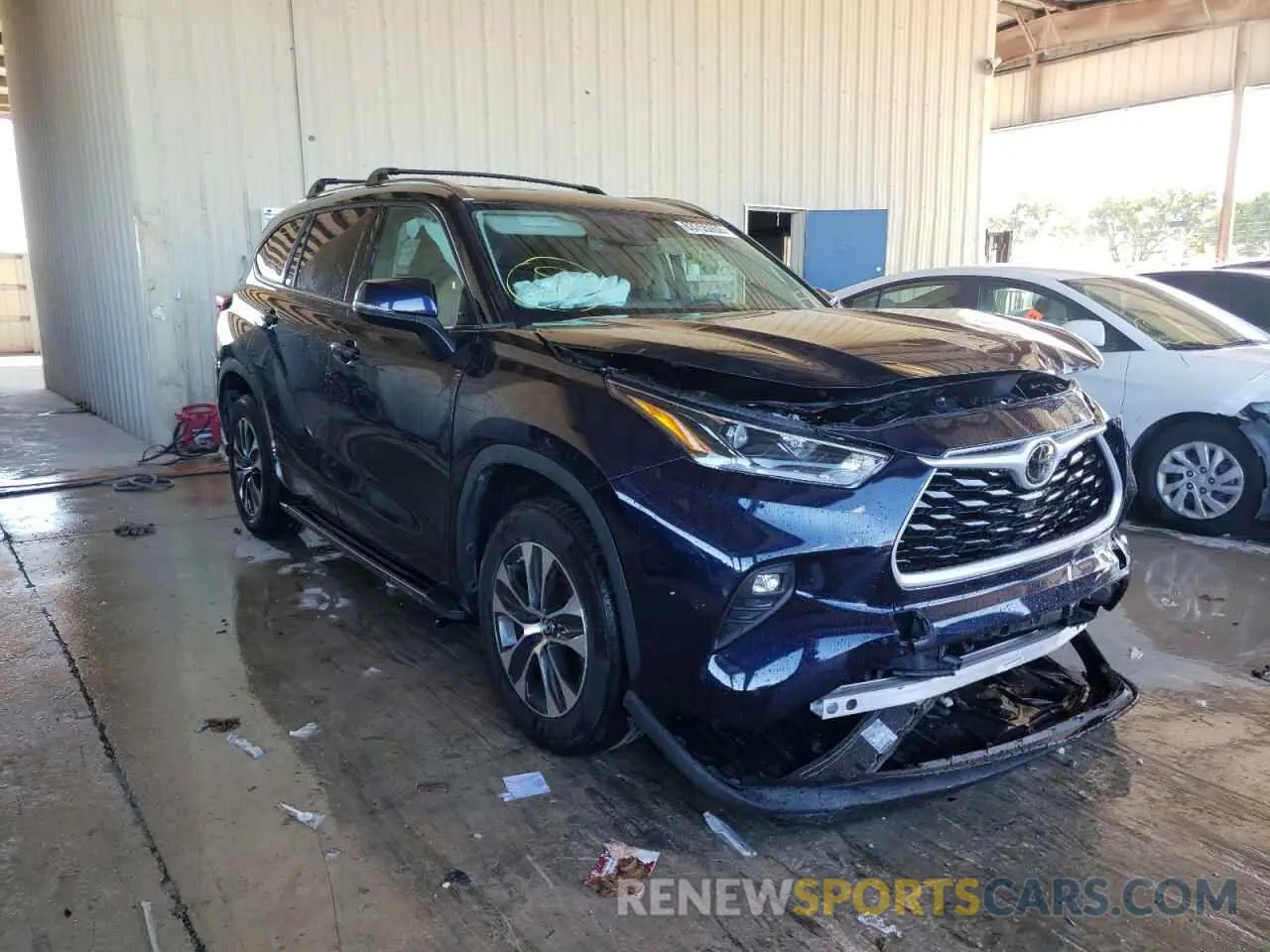 1 Photograph of a damaged car 5TDGZRAH5MS520842 TOYOTA HIGHLANDER 2021