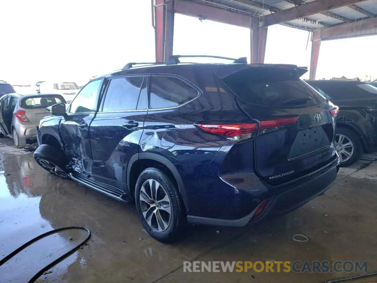 3 Photograph of a damaged car 5TDGZRAH5MS520842 TOYOTA HIGHLANDER 2021