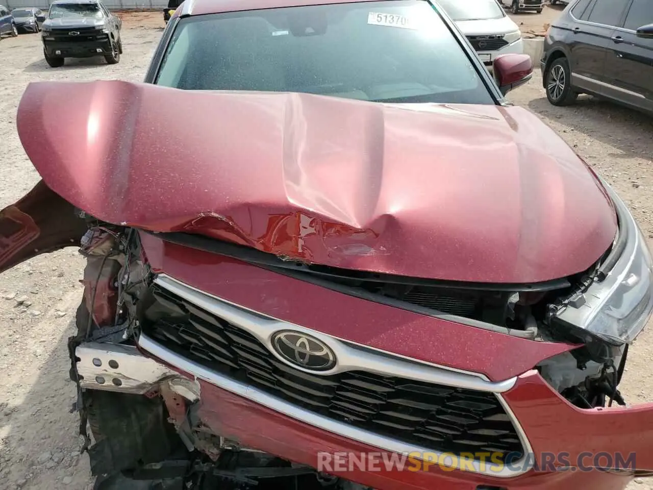 12 Photograph of a damaged car 5TDGZRAH5MS525569 TOYOTA HIGHLANDER 2021