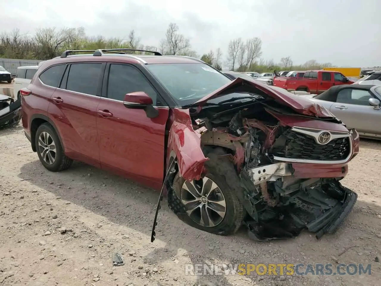 4 Photograph of a damaged car 5TDGZRAH5MS525569 TOYOTA HIGHLANDER 2021