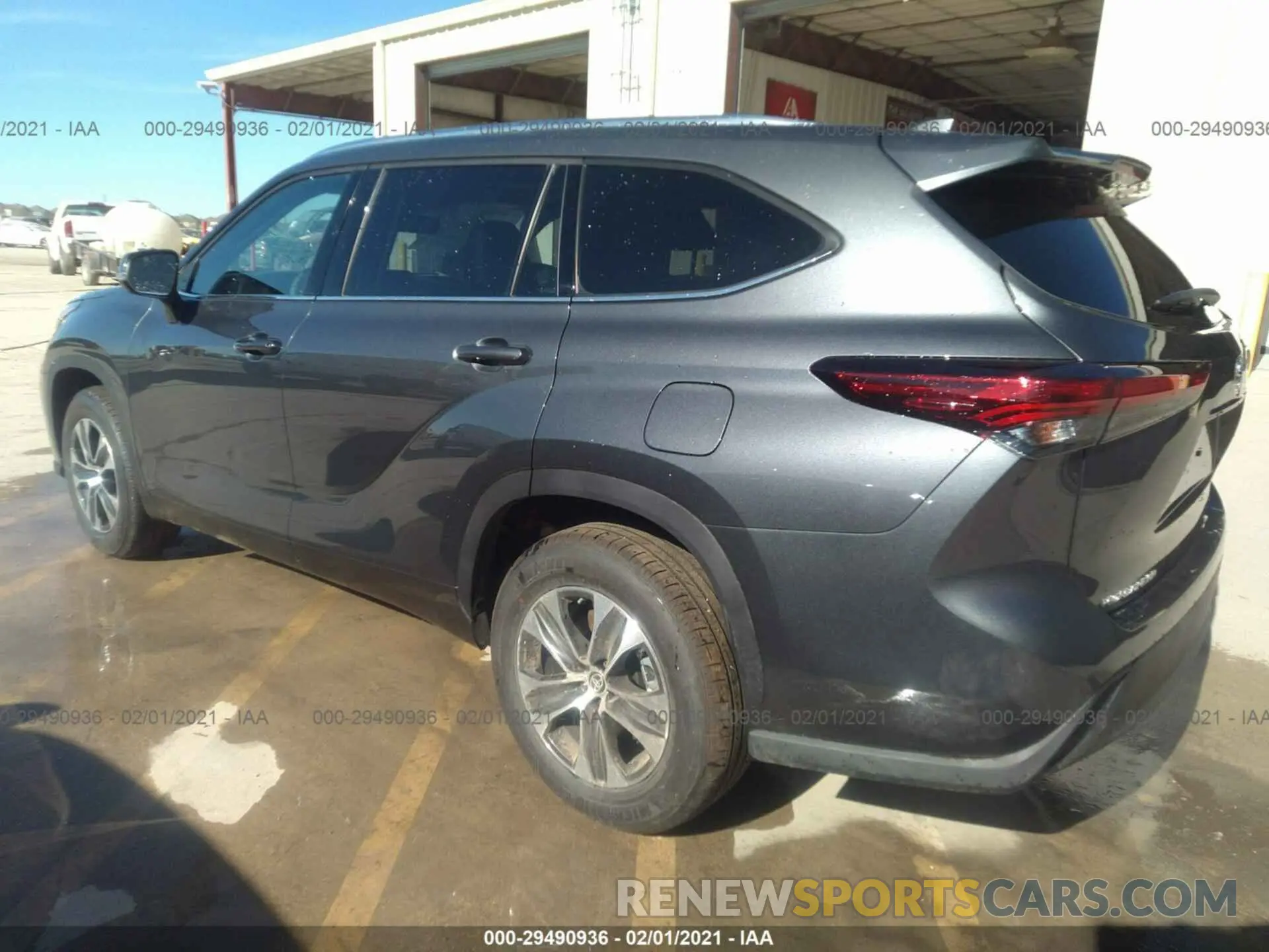3 Photograph of a damaged car 5TDGZRAH6MS515889 TOYOTA HIGHLANDER 2021