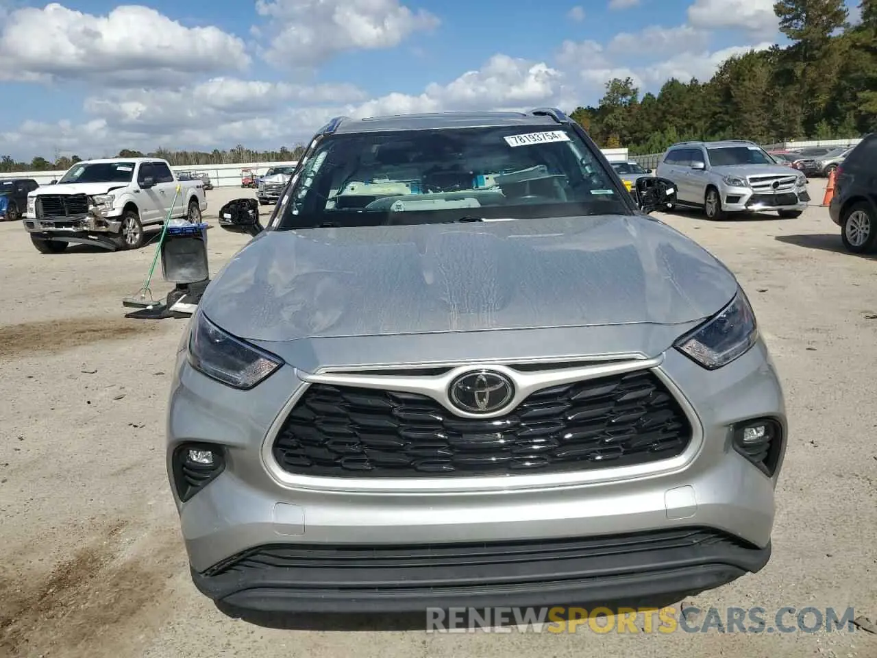 5 Photograph of a damaged car 5TDGZRAH8MS034980 TOYOTA HIGHLANDER 2021