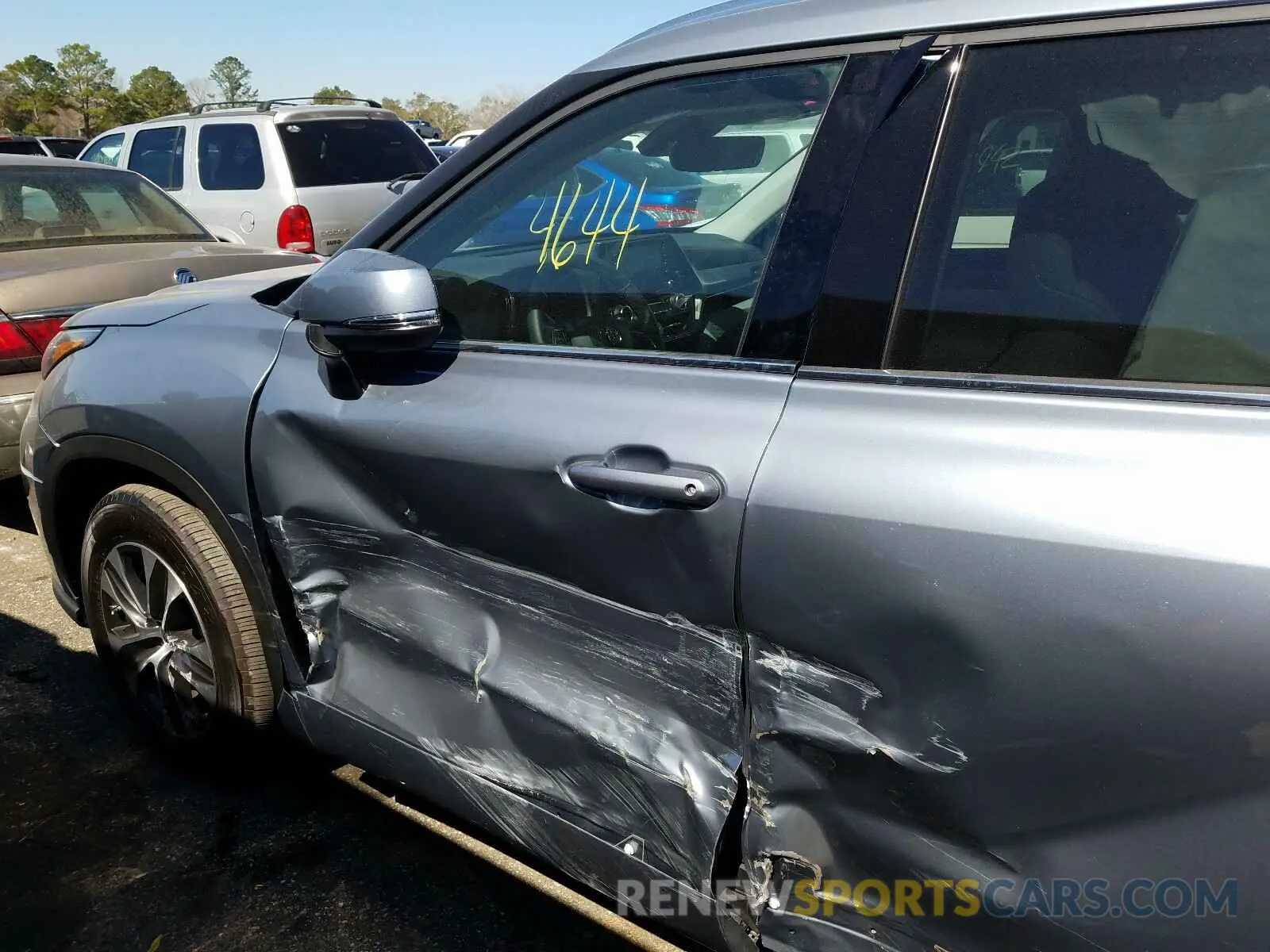 9 Photograph of a damaged car 5TDGZRAH8MS036180 TOYOTA HIGHLANDER 2021