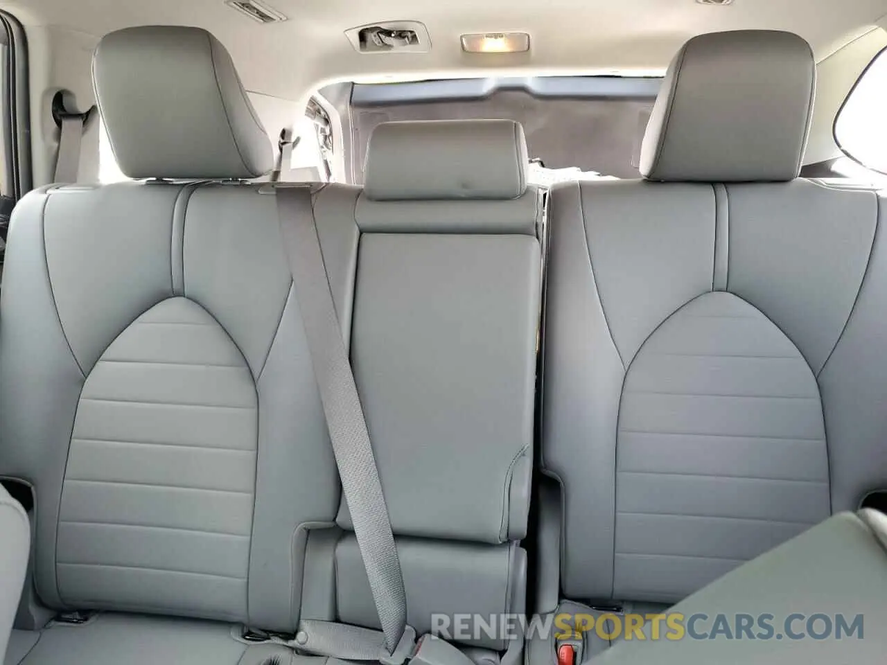 10 Фотография поврежденного автомобиля 5TDGZRAH9MS056034 TOYOTA HIGHLANDER 2021