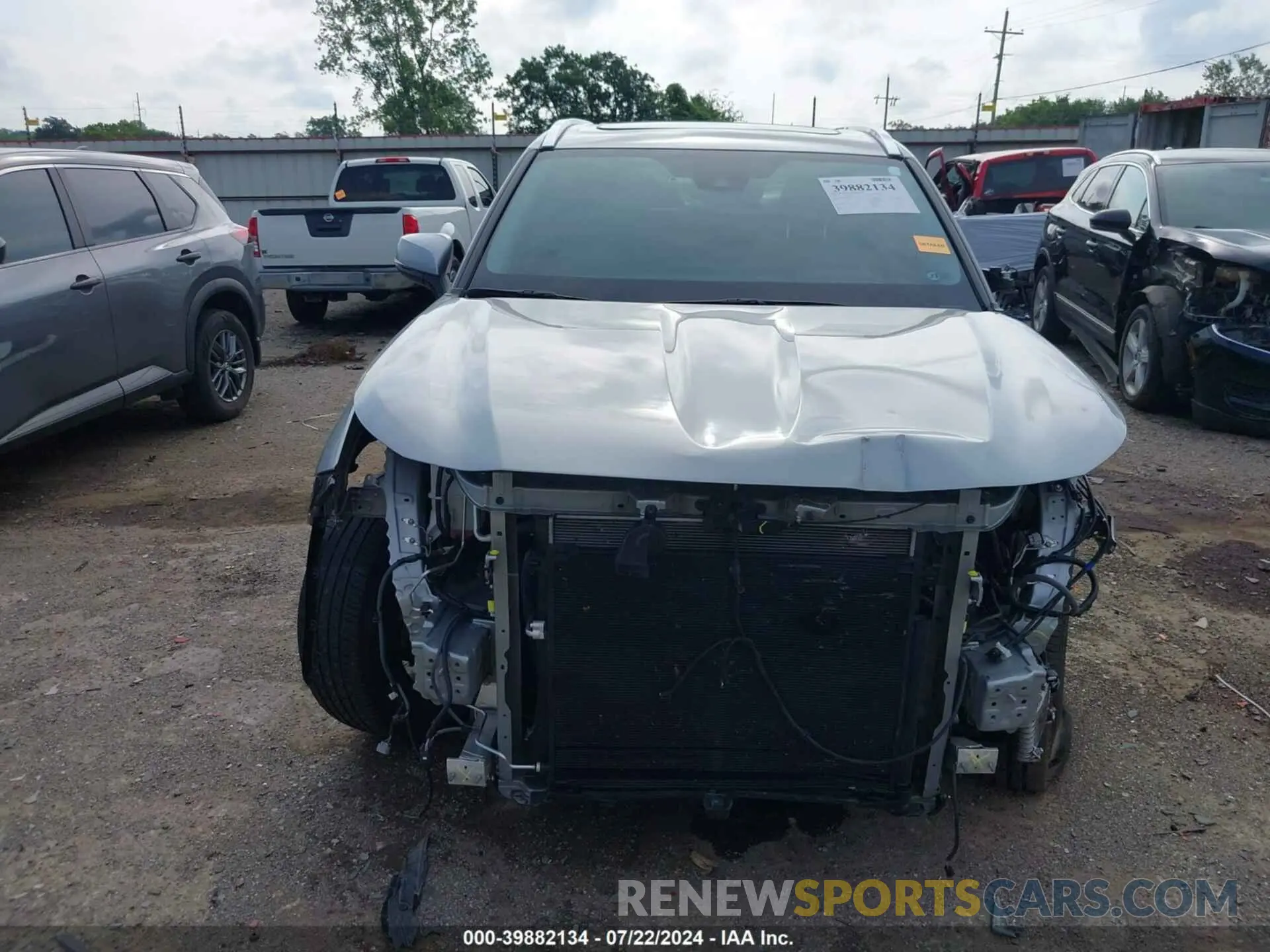 13 Photograph of a damaged car 5TDGZRAHXMS034740 TOYOTA HIGHLANDER 2021