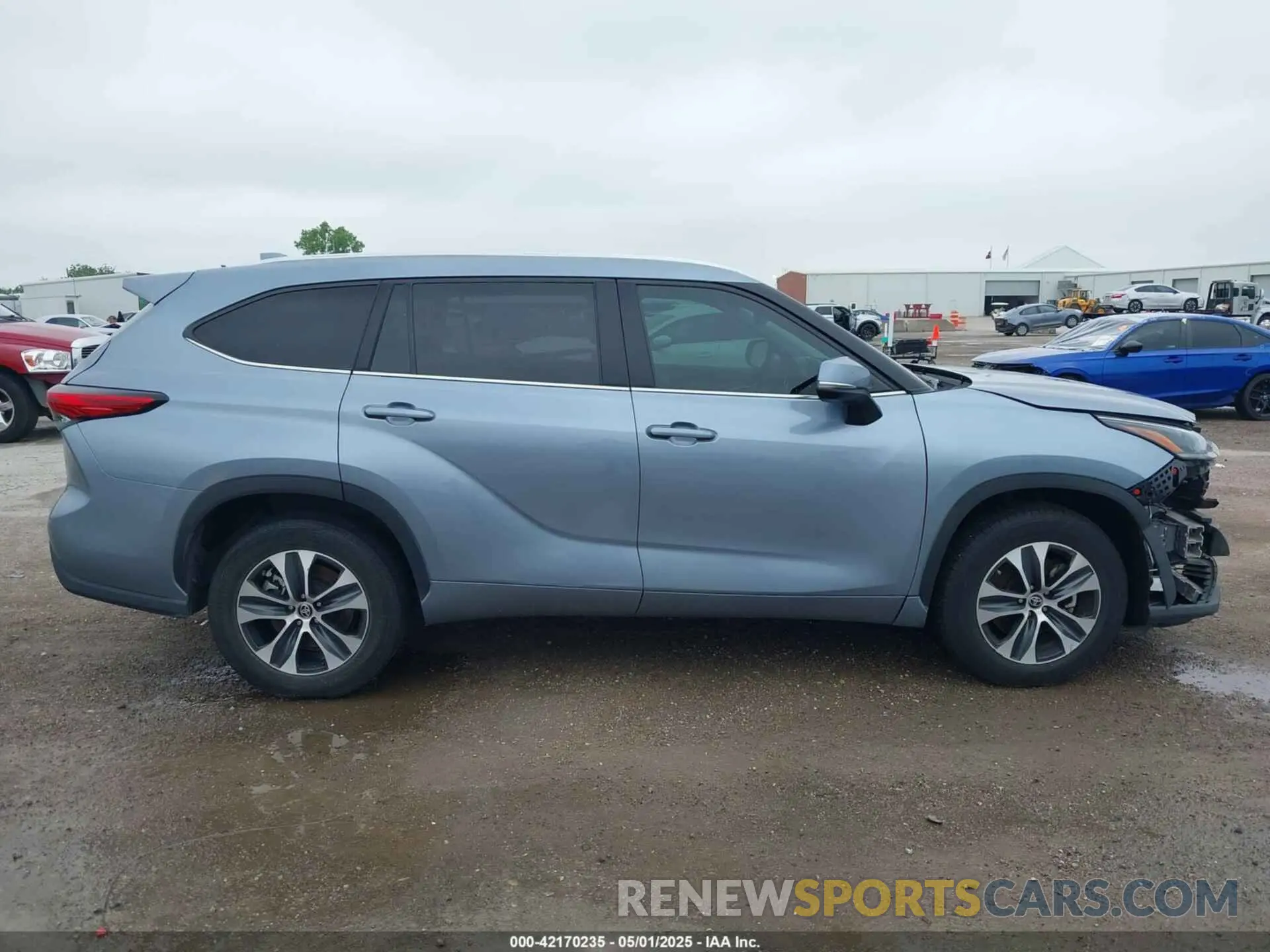 13 Photograph of a damaged car 5TDGZRAHXMS066412 TOYOTA HIGHLANDER 2021