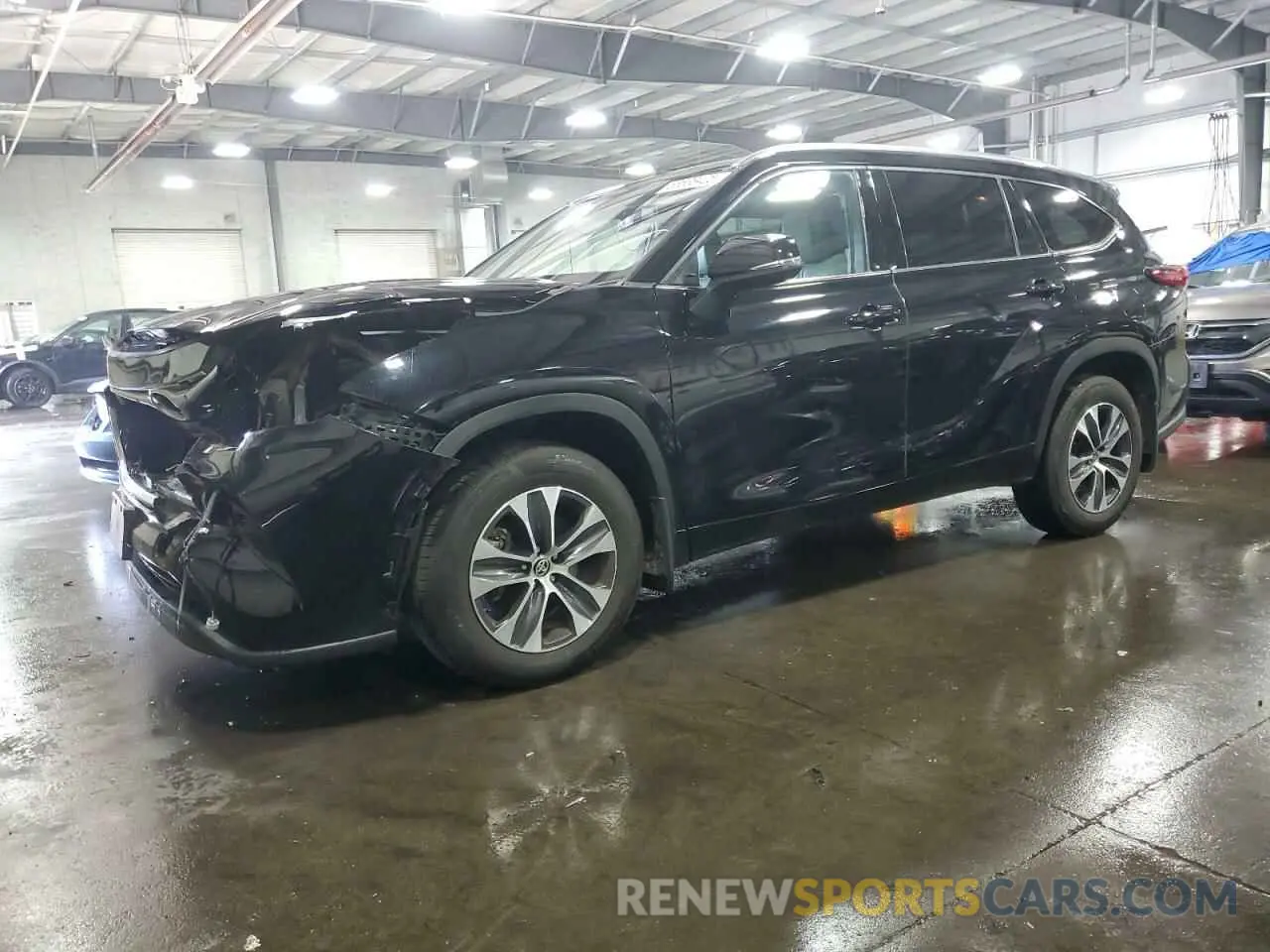 1 Фотография поврежденного автомобиля 5TDGZRBH0MS069270 TOYOTA HIGHLANDER 2021